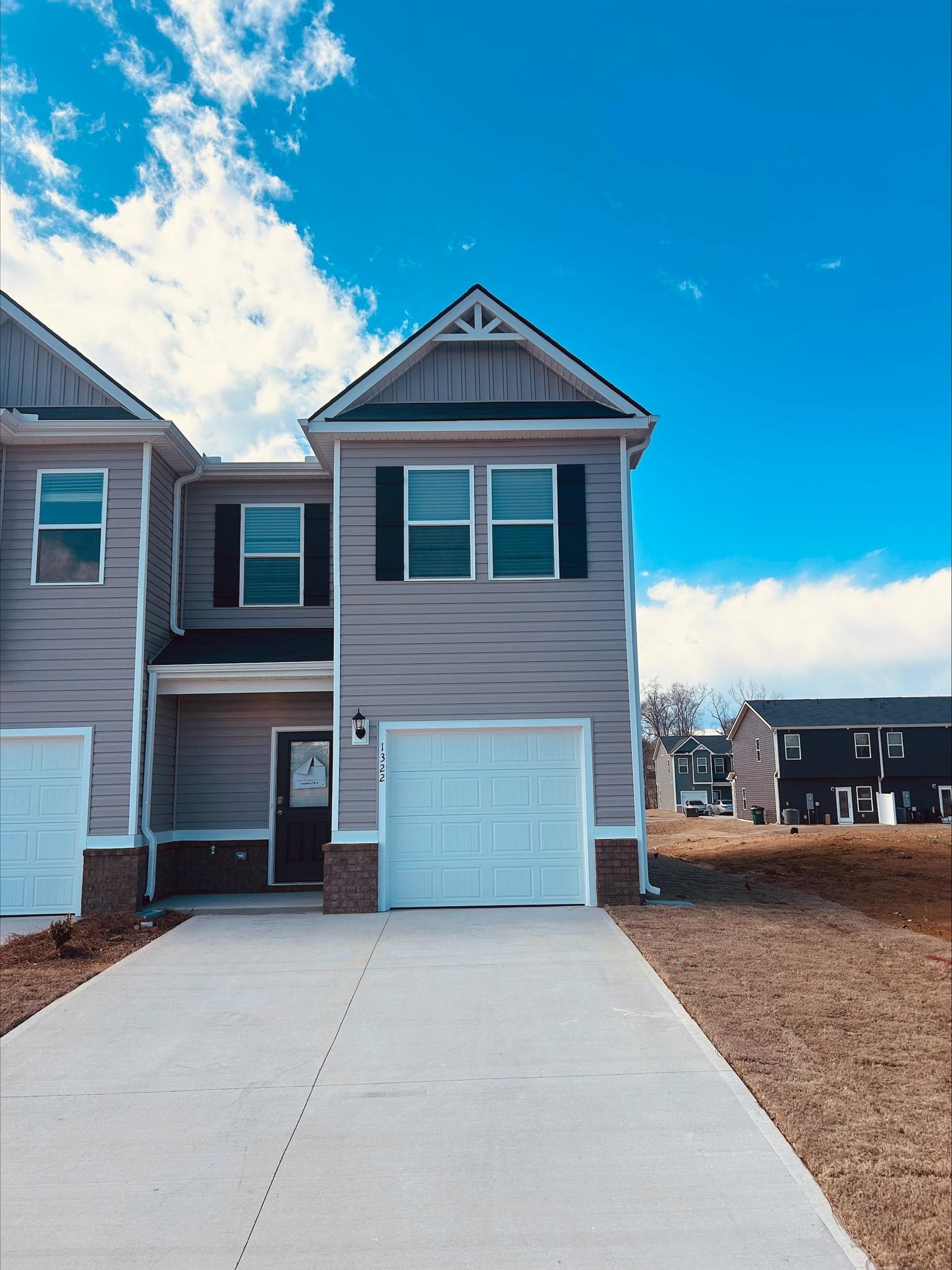 1322 Roadstead Lane — photo