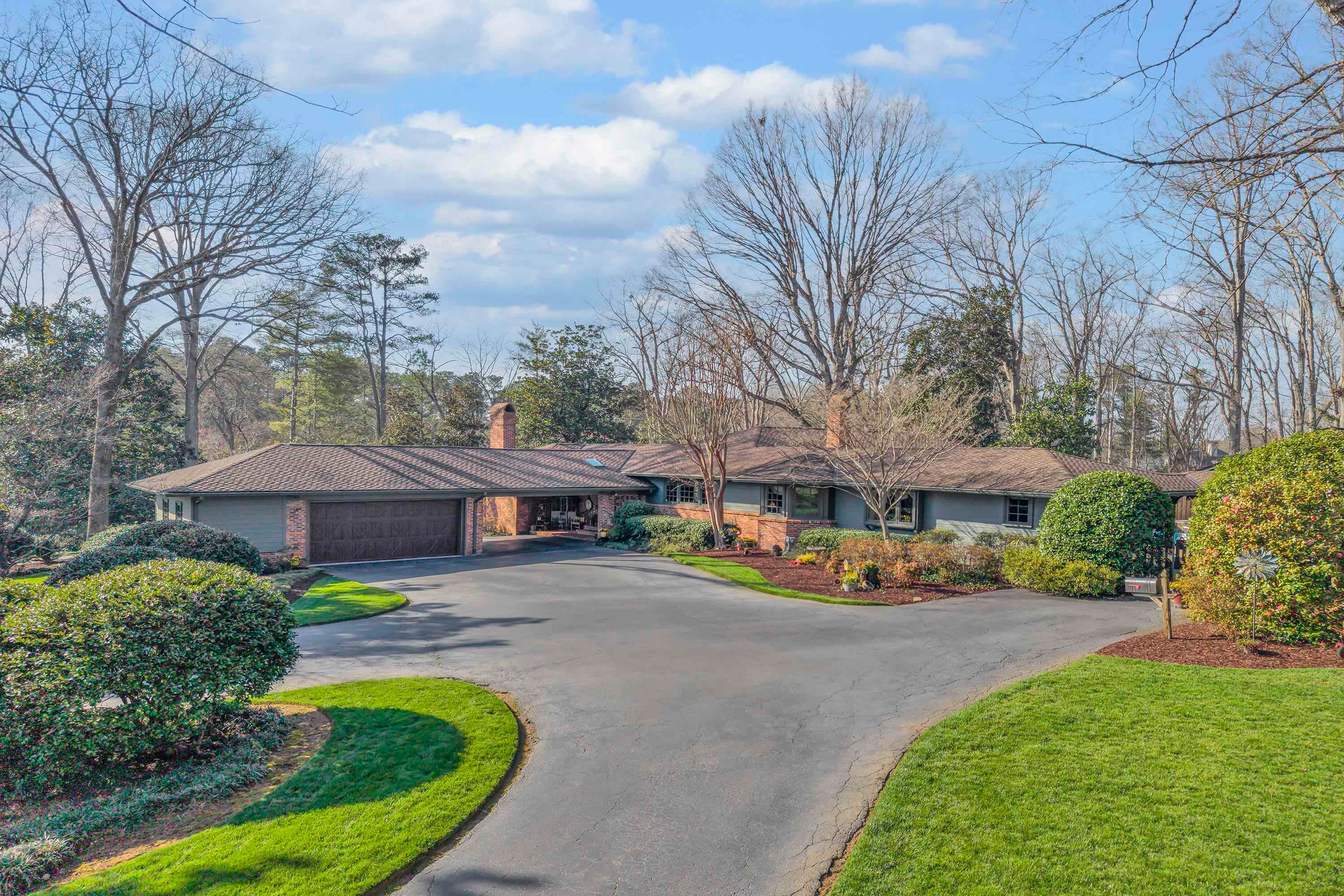 121 Montgomery Drive — photo