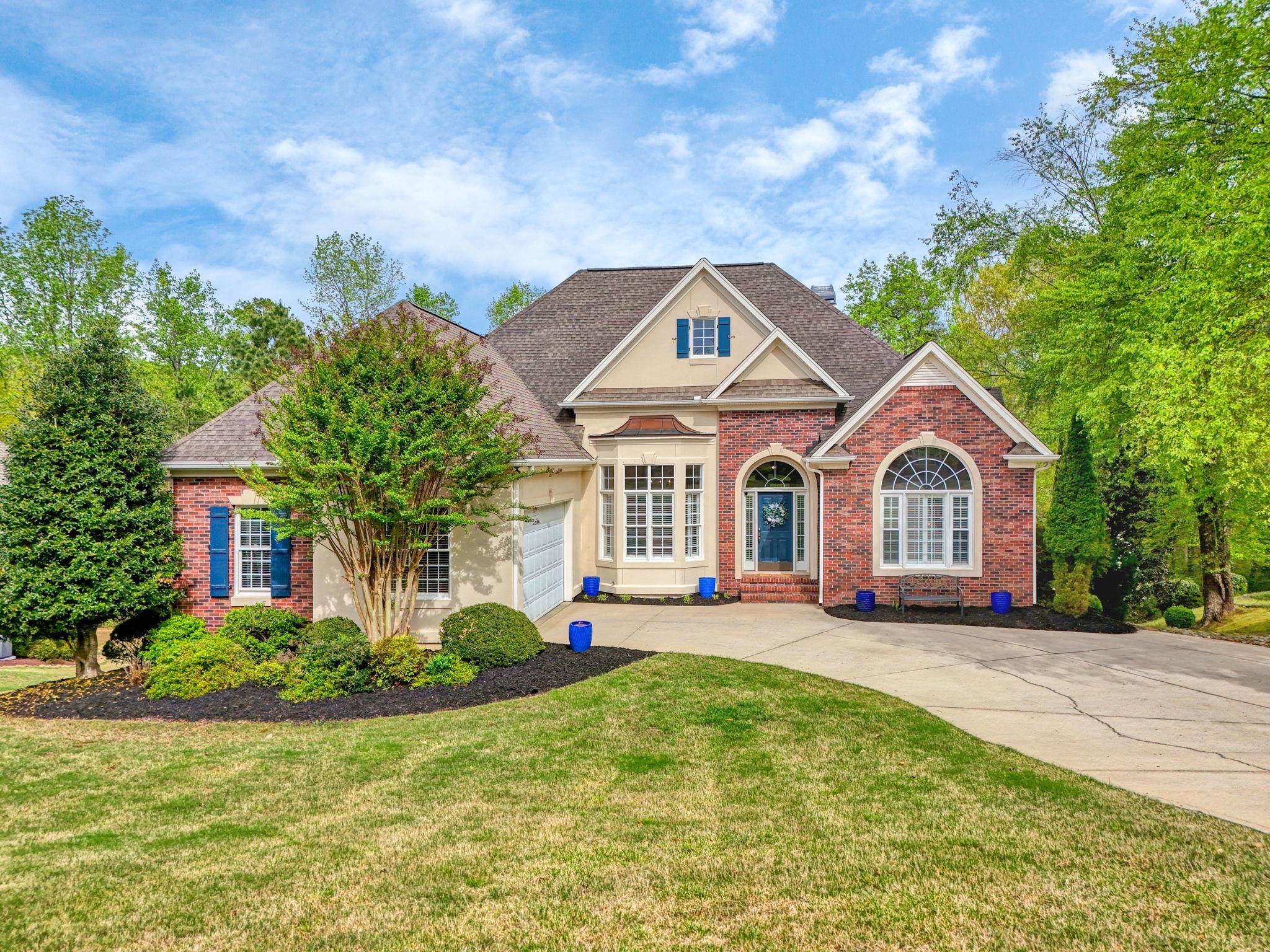 239 Horseshoe Lake Drive — photo