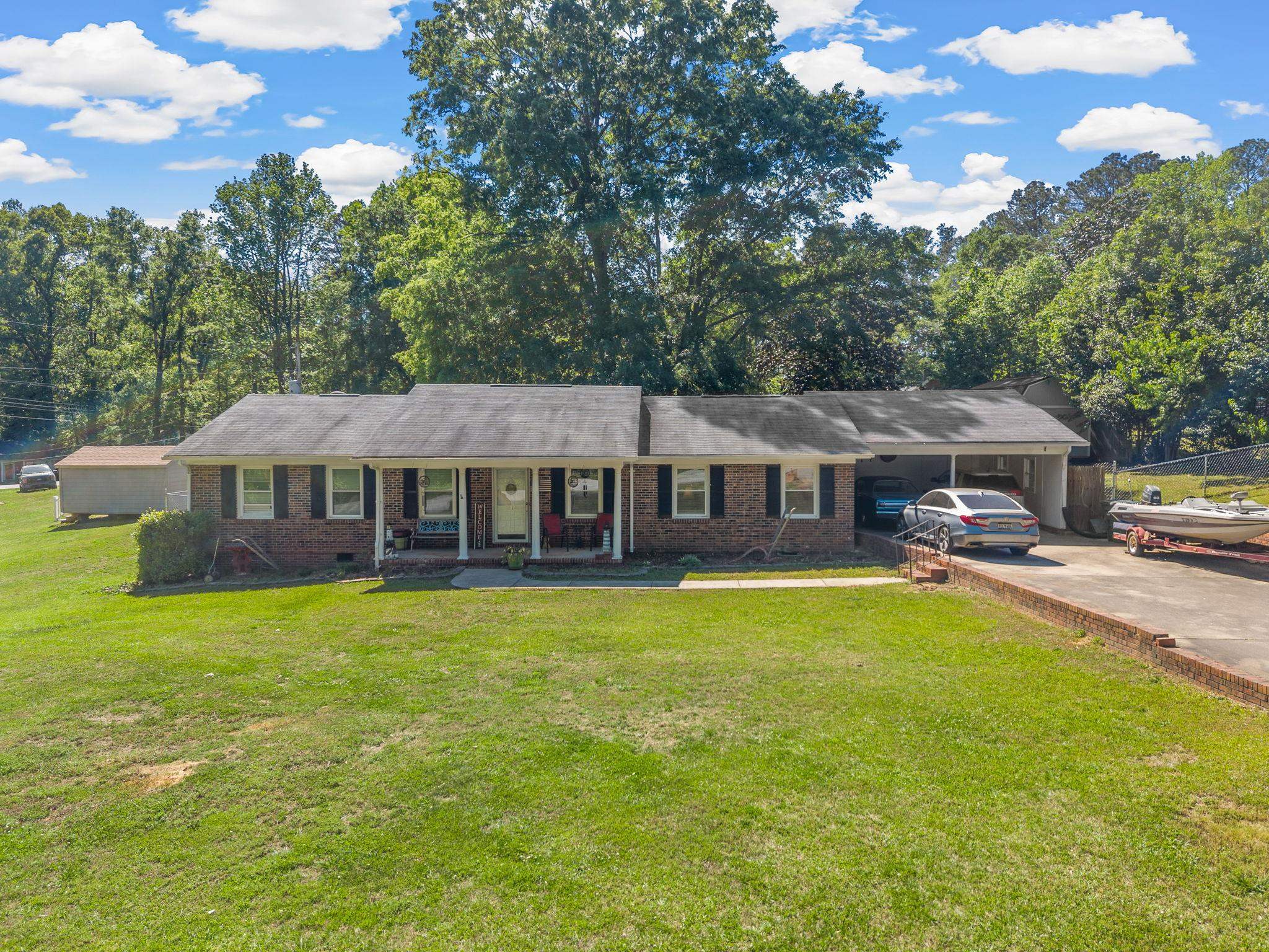 118 Brookside Drive — photo
