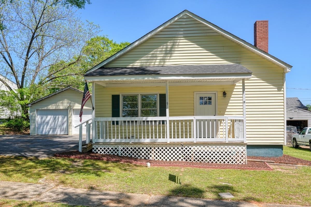 9 Forest Mill Street — photo