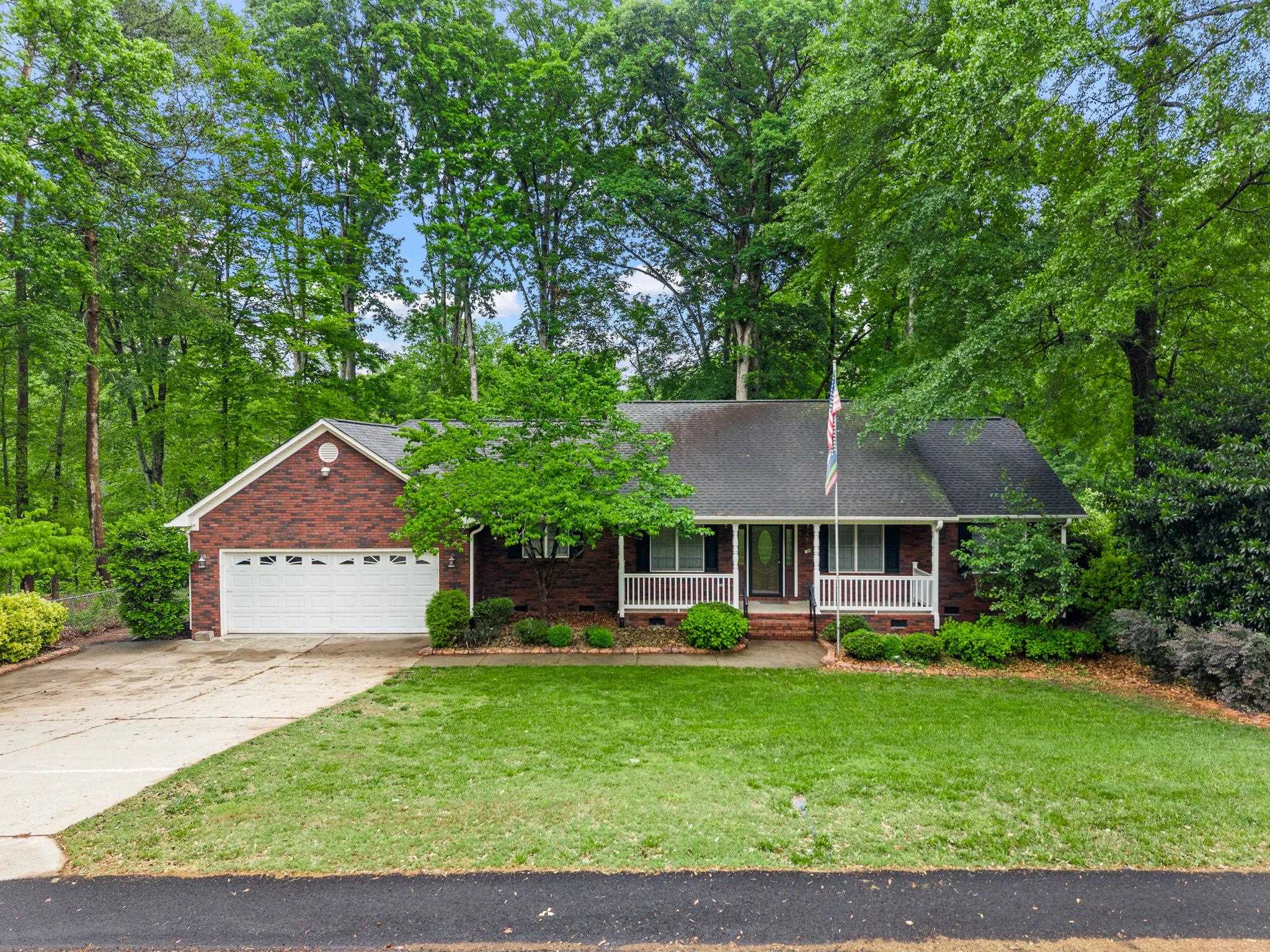 353 Round Ridge Road — photo