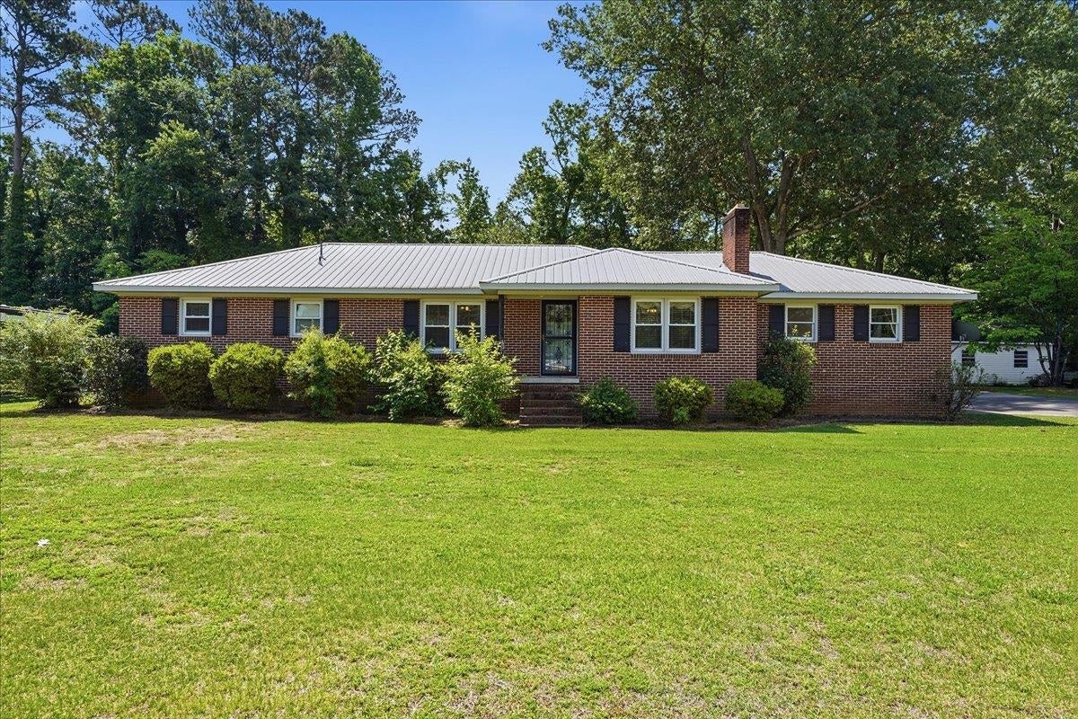 208 Skyland Drive — photo