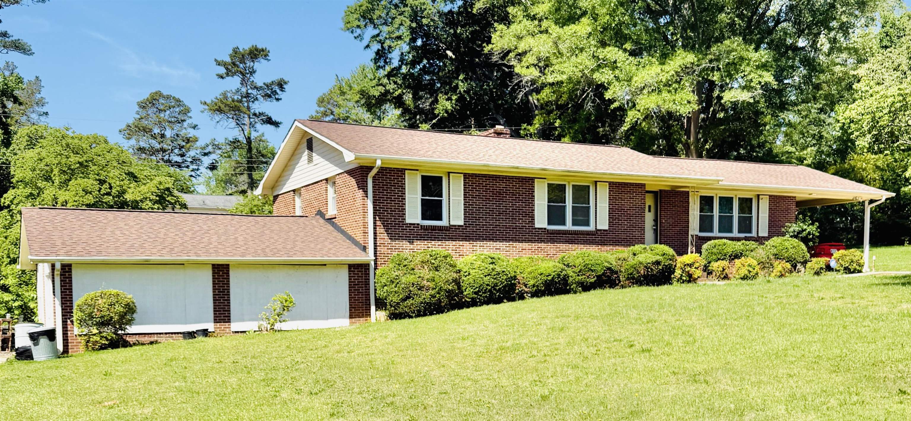 3855 Maid Marion Lane — photo