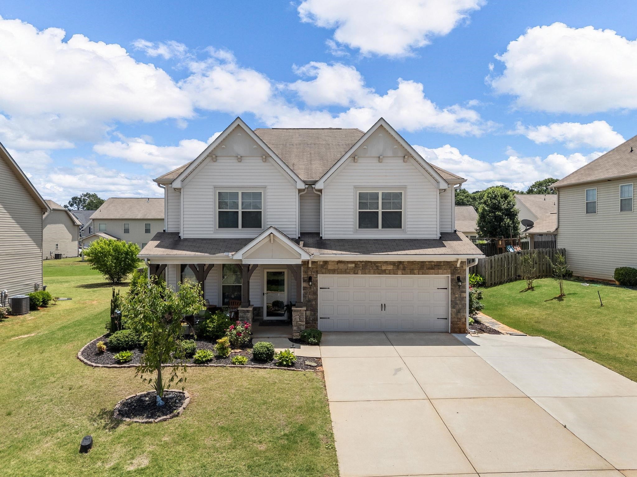 206 E Fair Haven Lane — photo