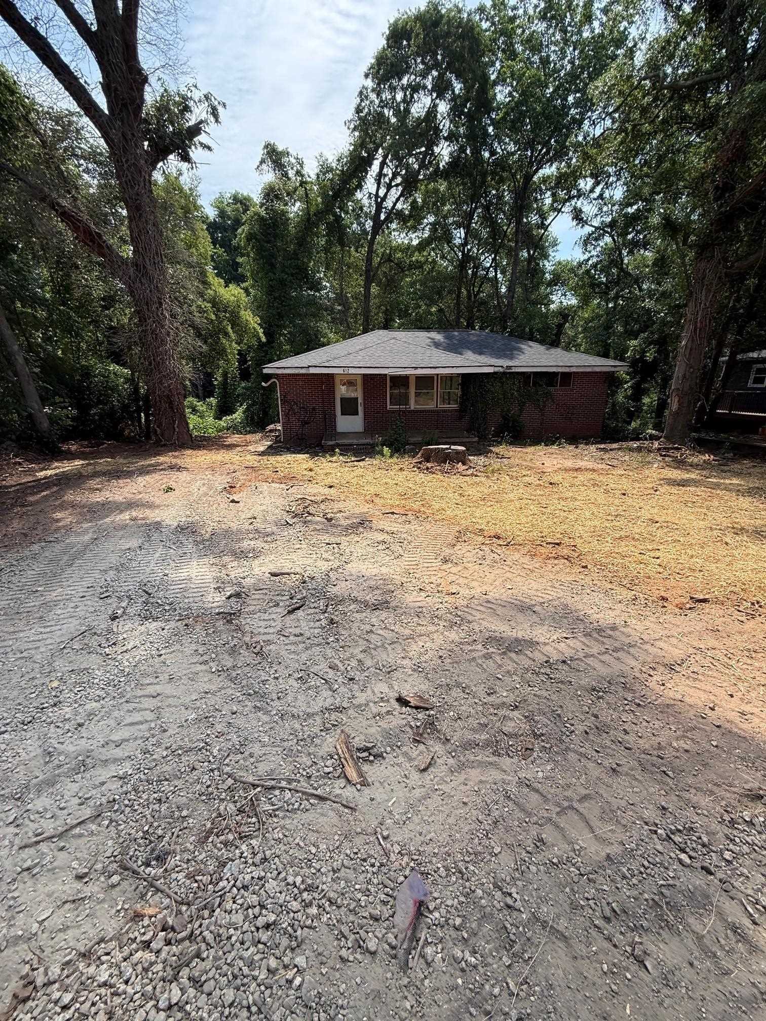 612 Overhill Circle — photo