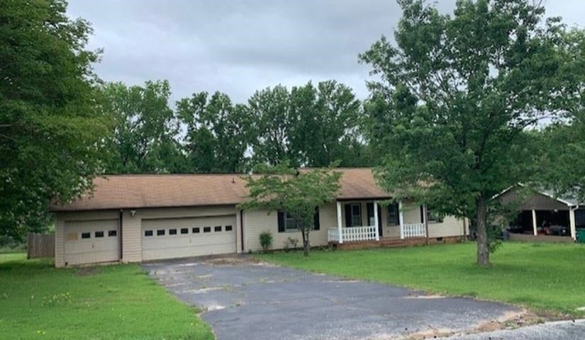 109 Goldenrod Lane — photo