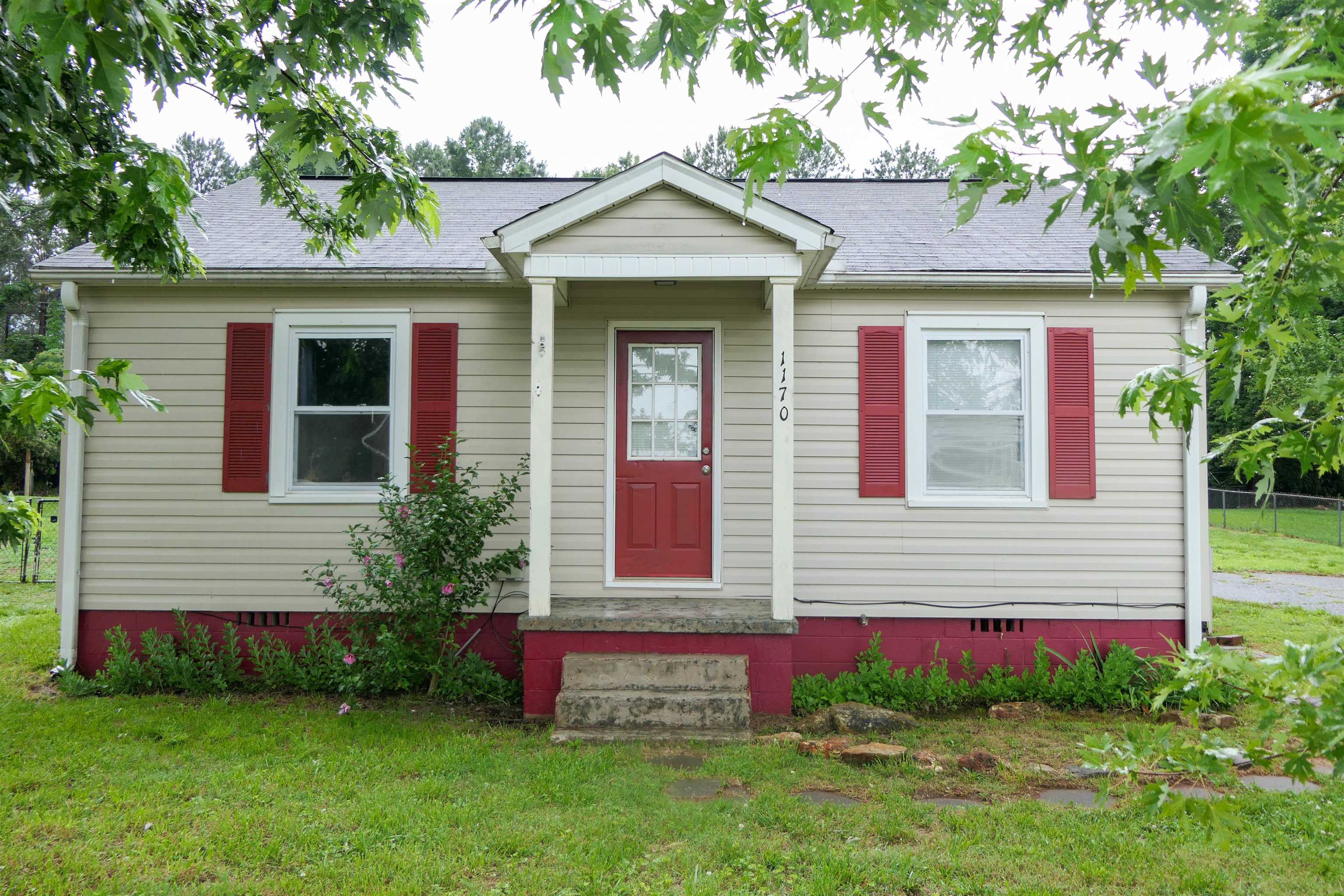 1170 Campton Rd — photo