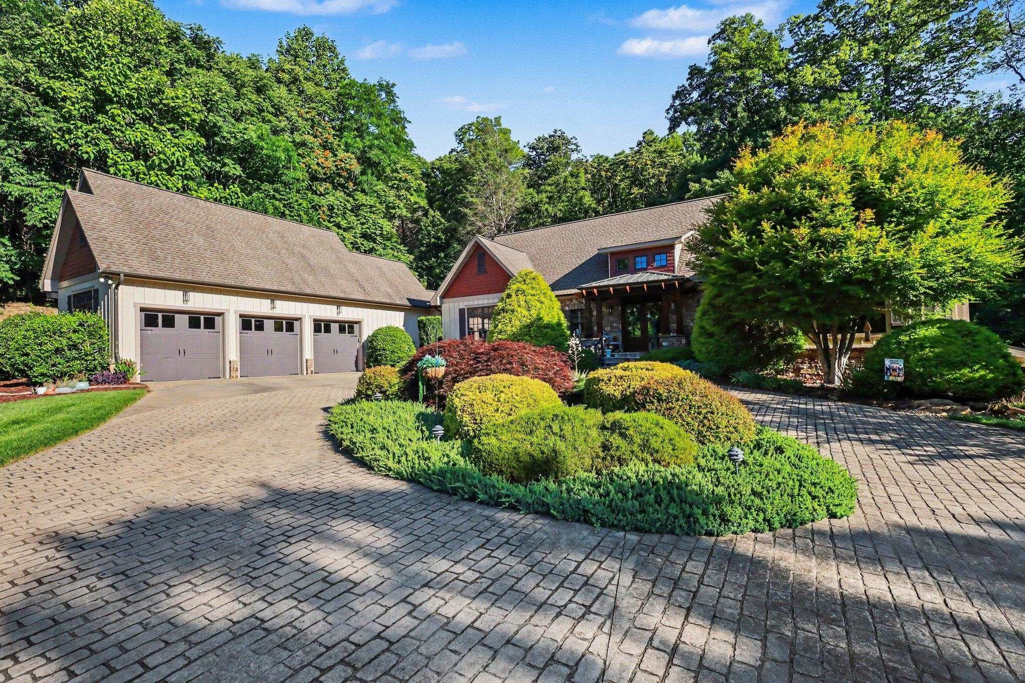 2554 Deep Gap Farm Road — photo