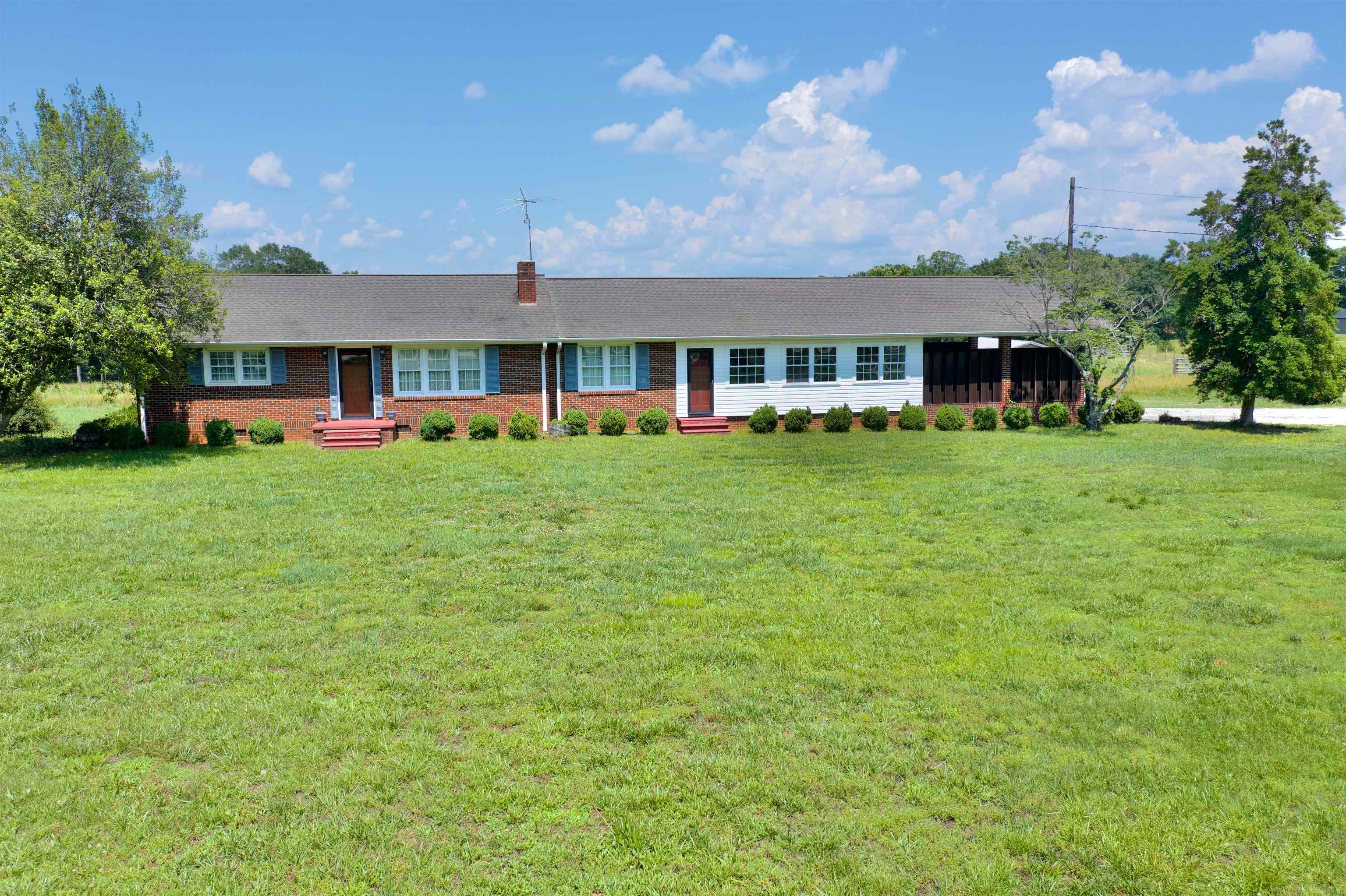 572 Green River Road — photo