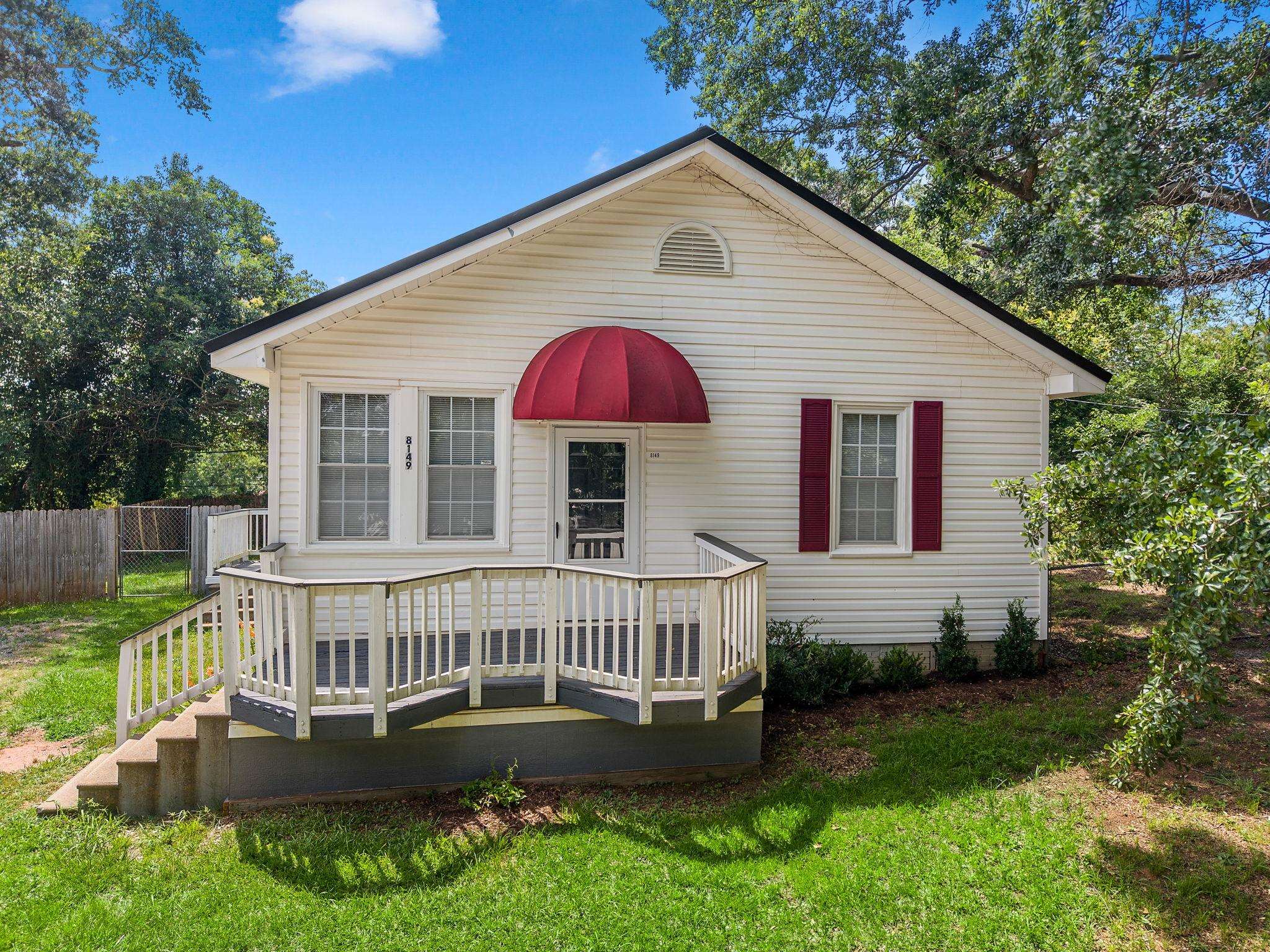 8149 Hill Street — photo