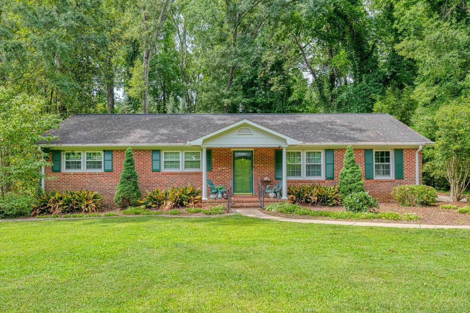150 Shelton Drive — photo