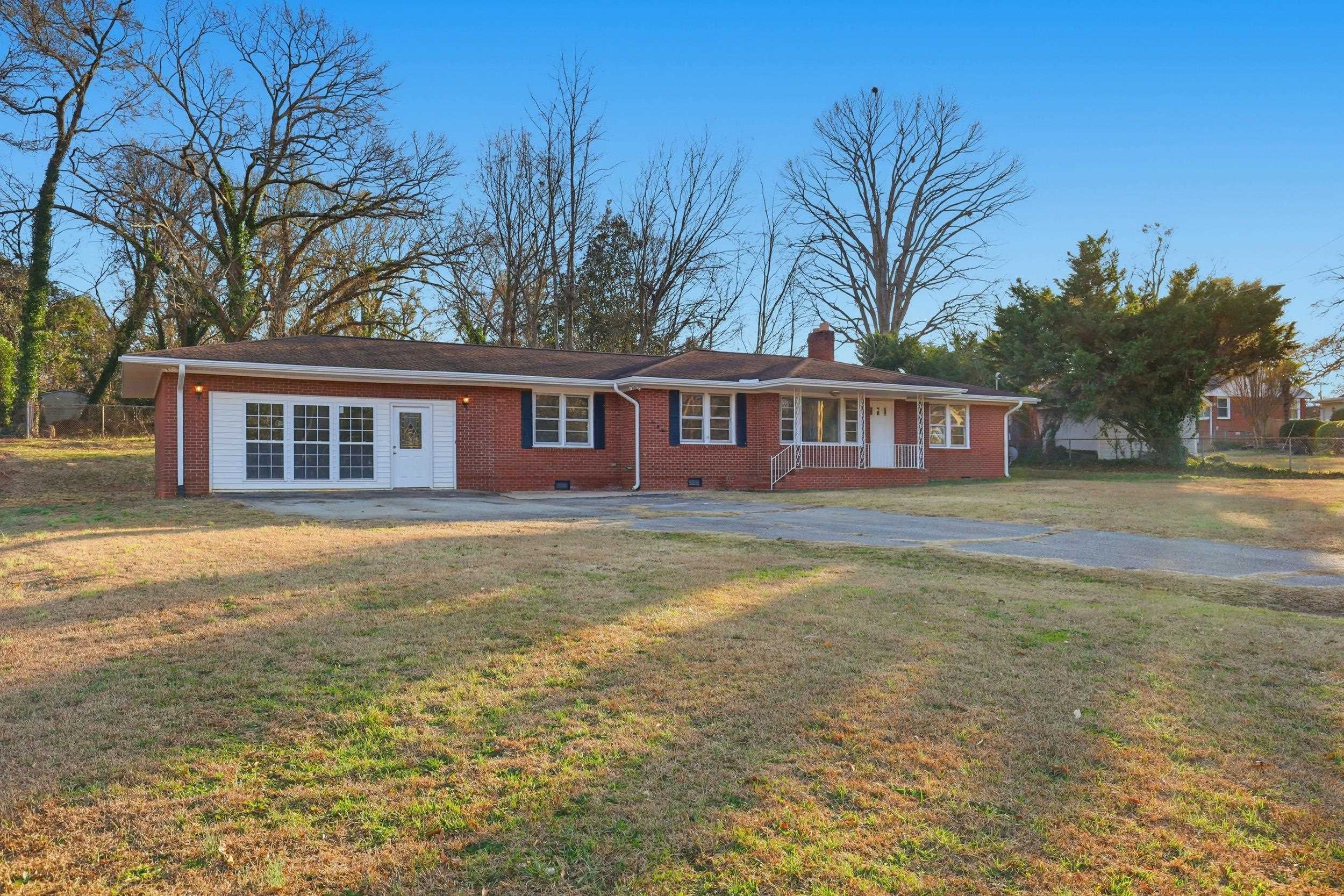 201 Francis Marion Drive — photo