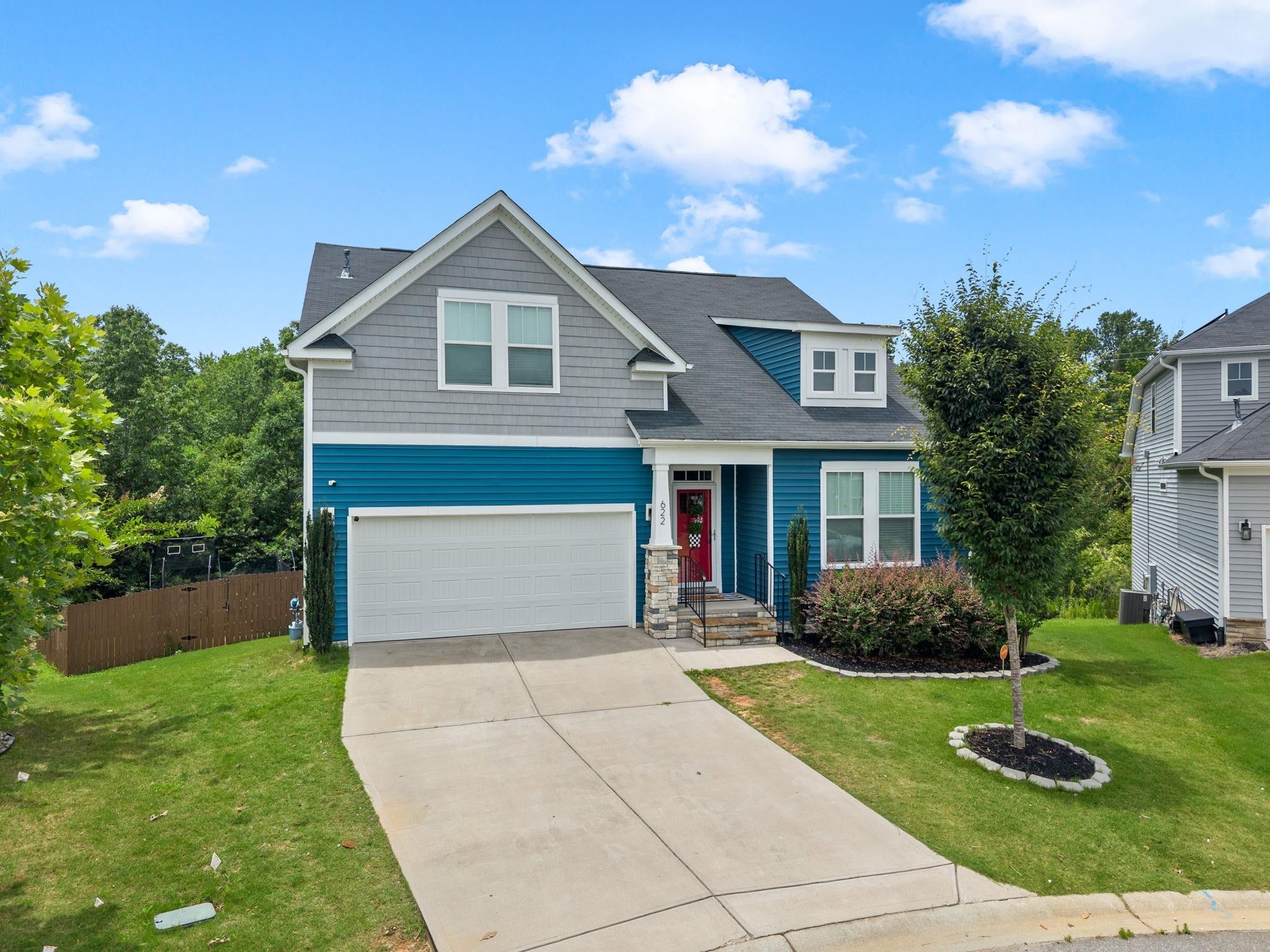 622 Minster Court — photo