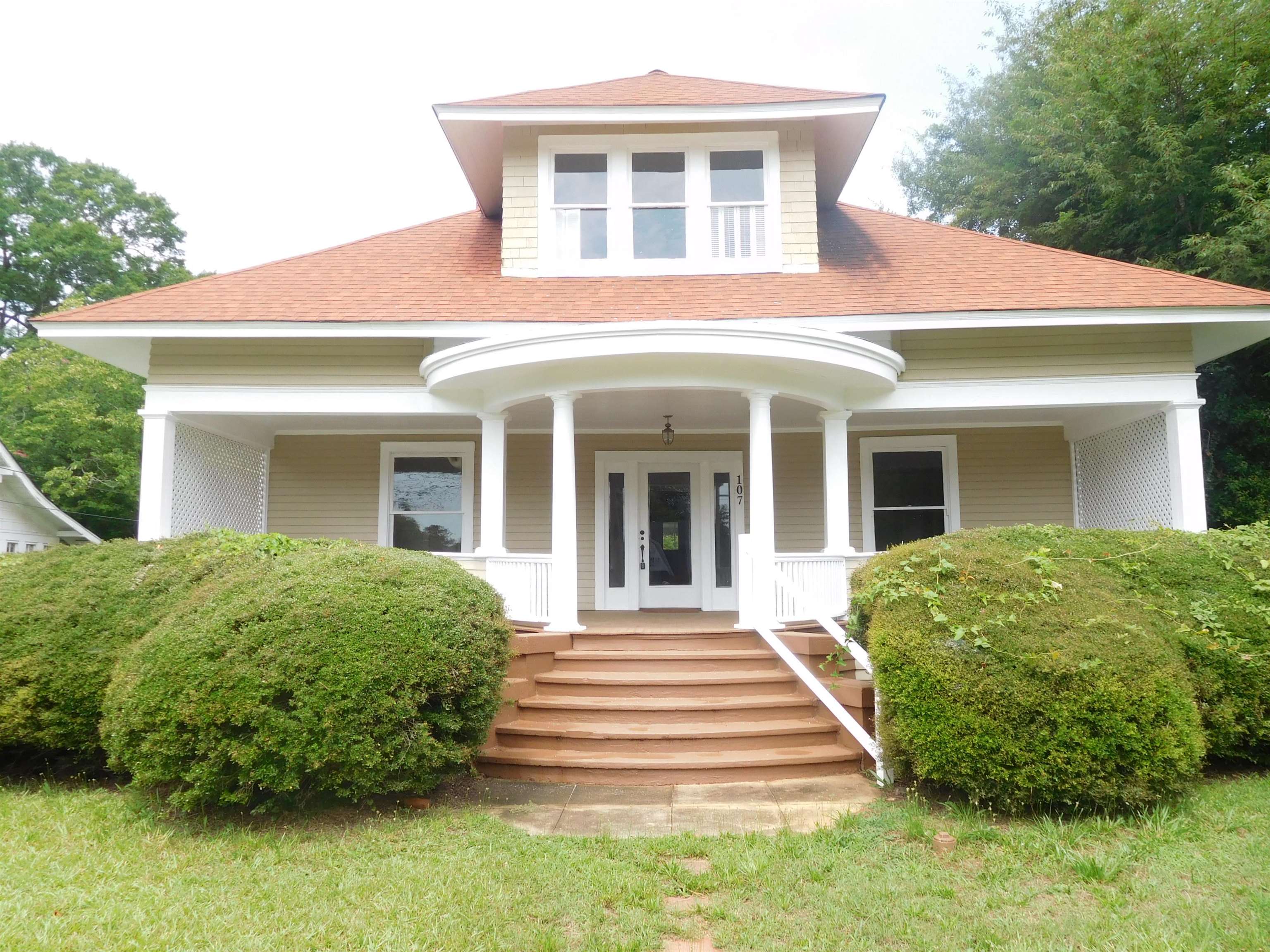 107 Douglas Heights Street — photo