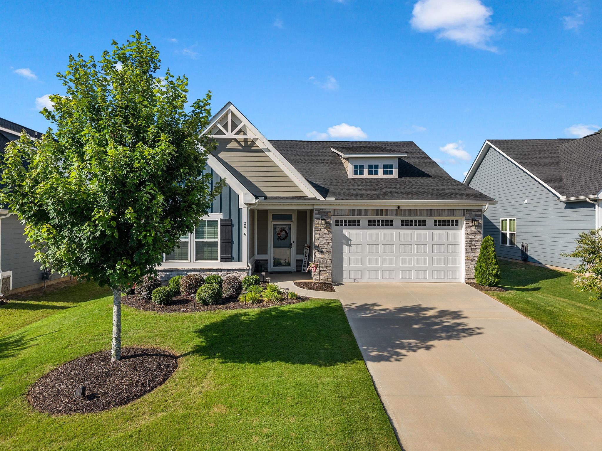 2016 Sousa Court — photo