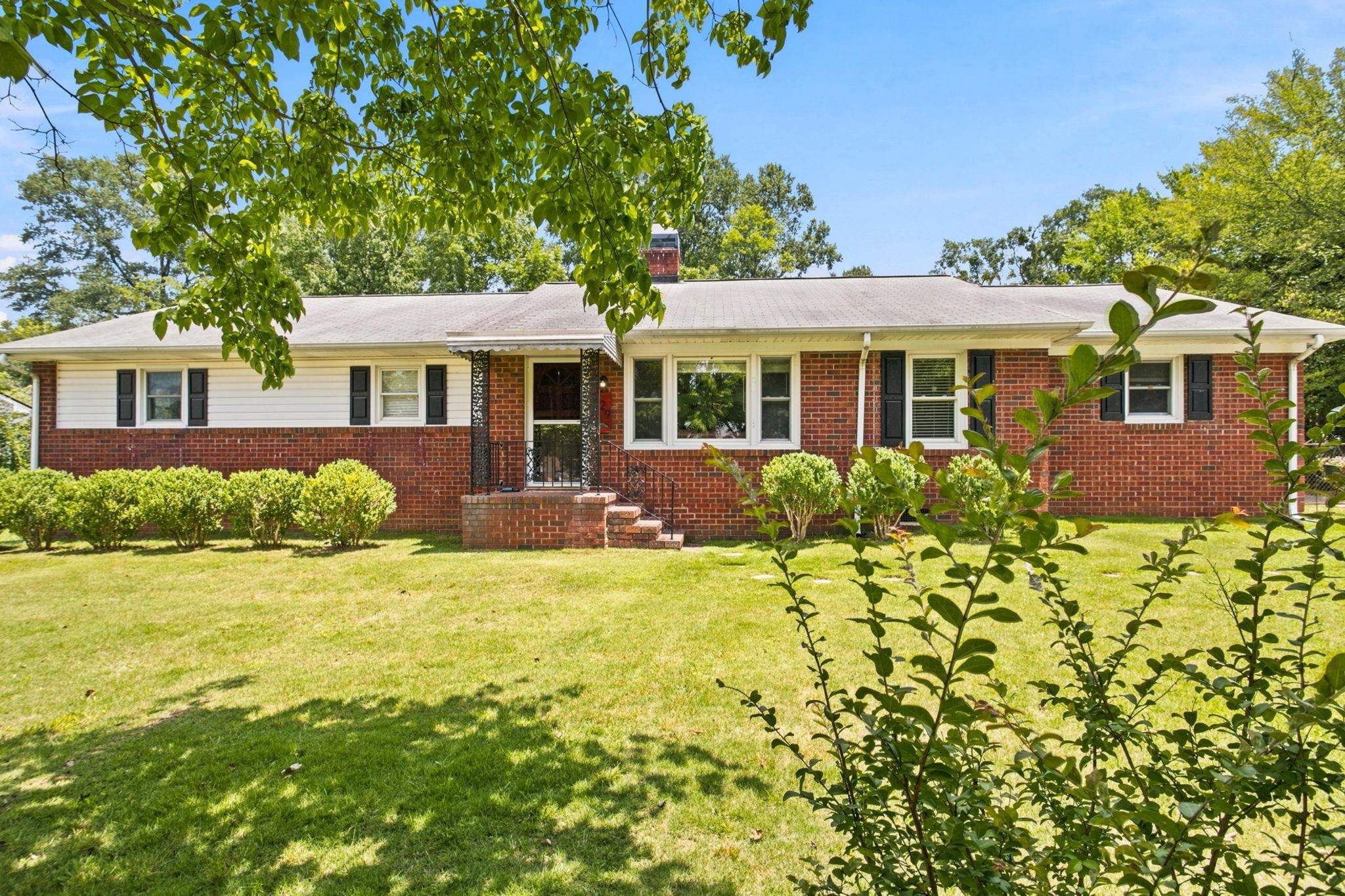 229 Mohawk Drive — photo