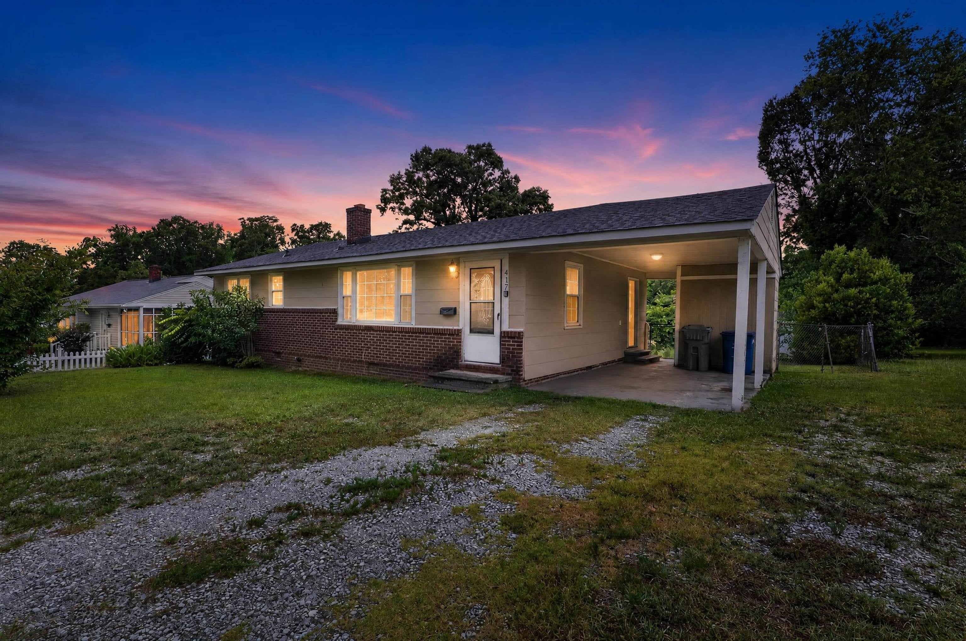 417 Crestview Drive — photo