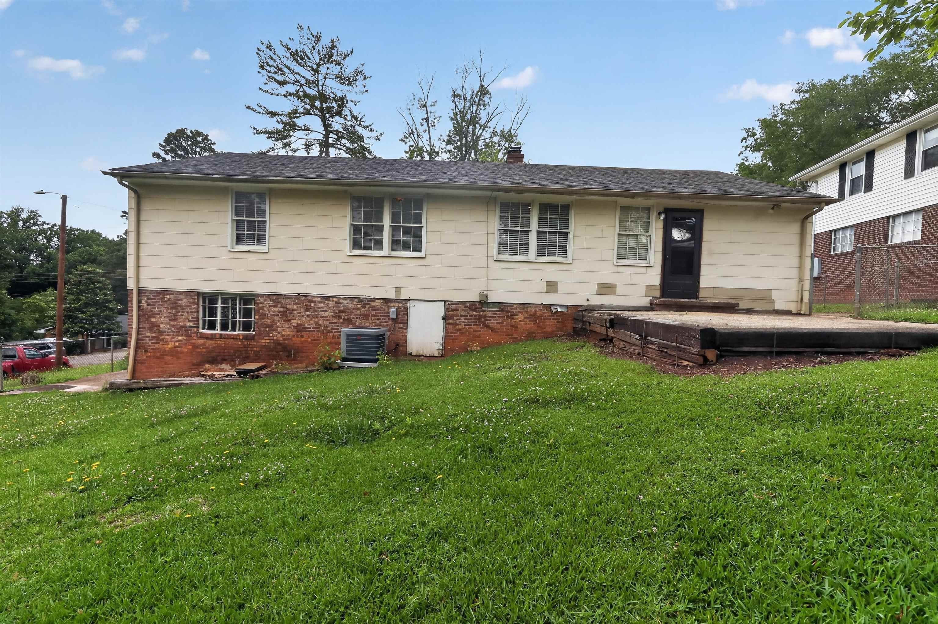 22 Westbrook Lane — photo