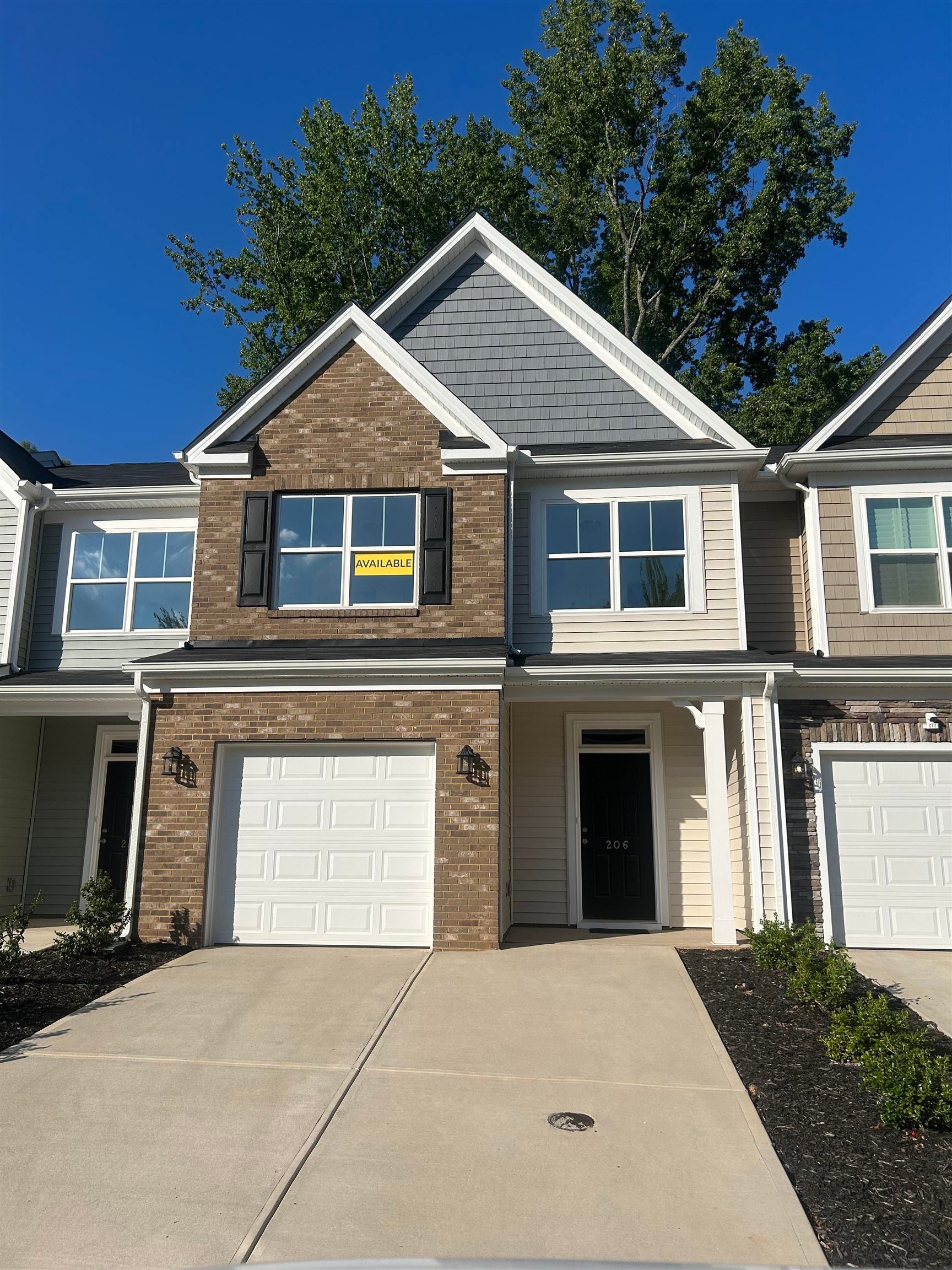206 Spartina Court — photo
