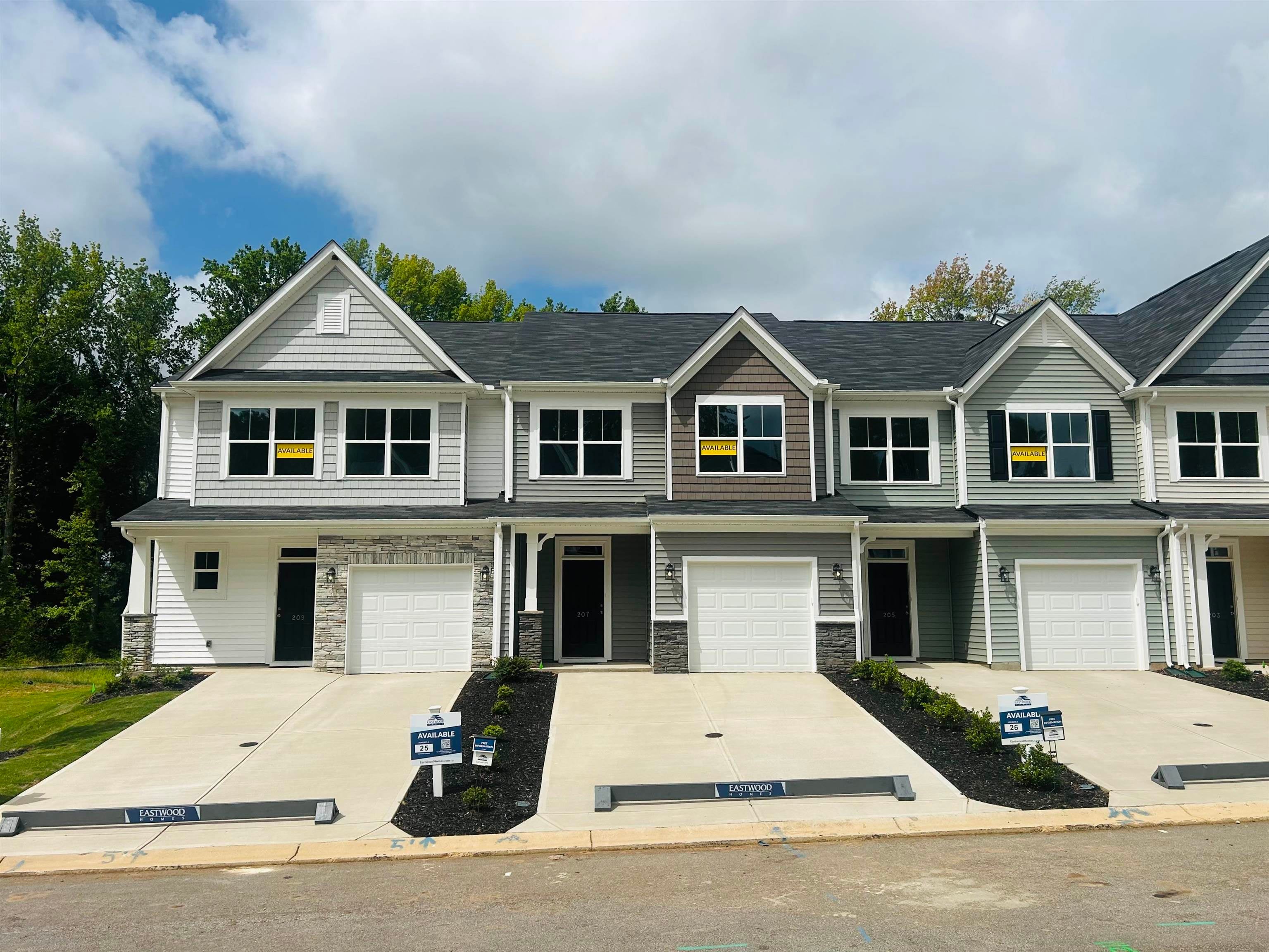 207 Spartina Court — photo