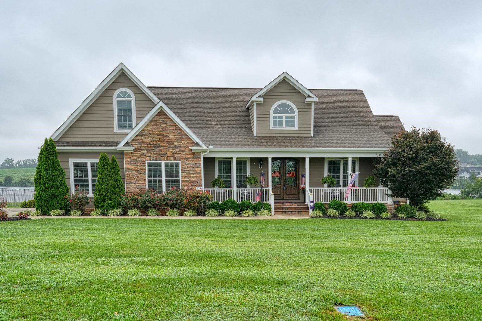 109 N. Stallion Dr. — photo