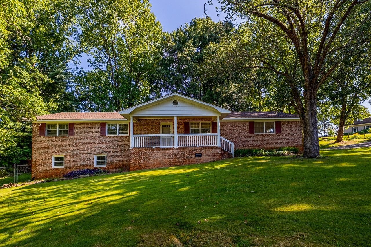 155 Brookdale Drive — photo