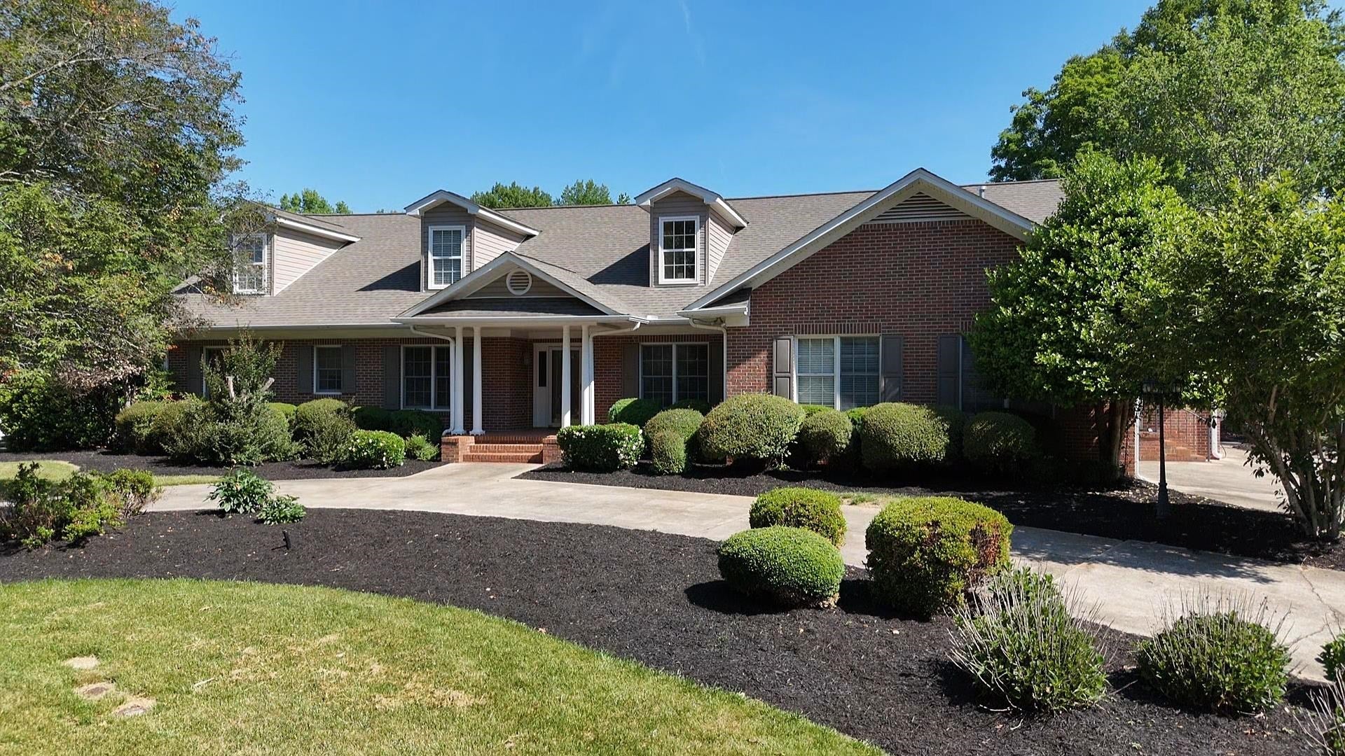 112 Linkside Drive — photo