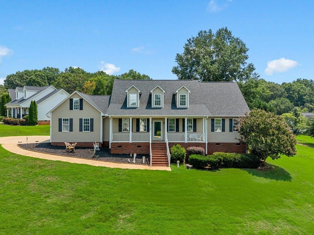 404 Shallowford Drive — photo