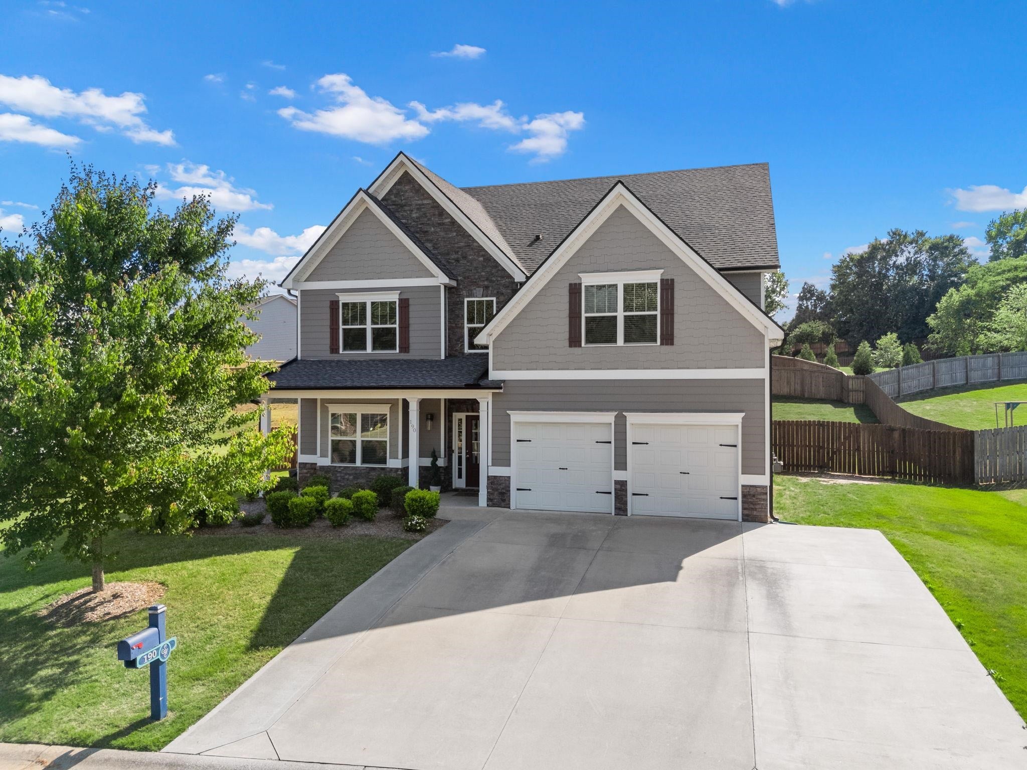 190 Colfax Drive — photo