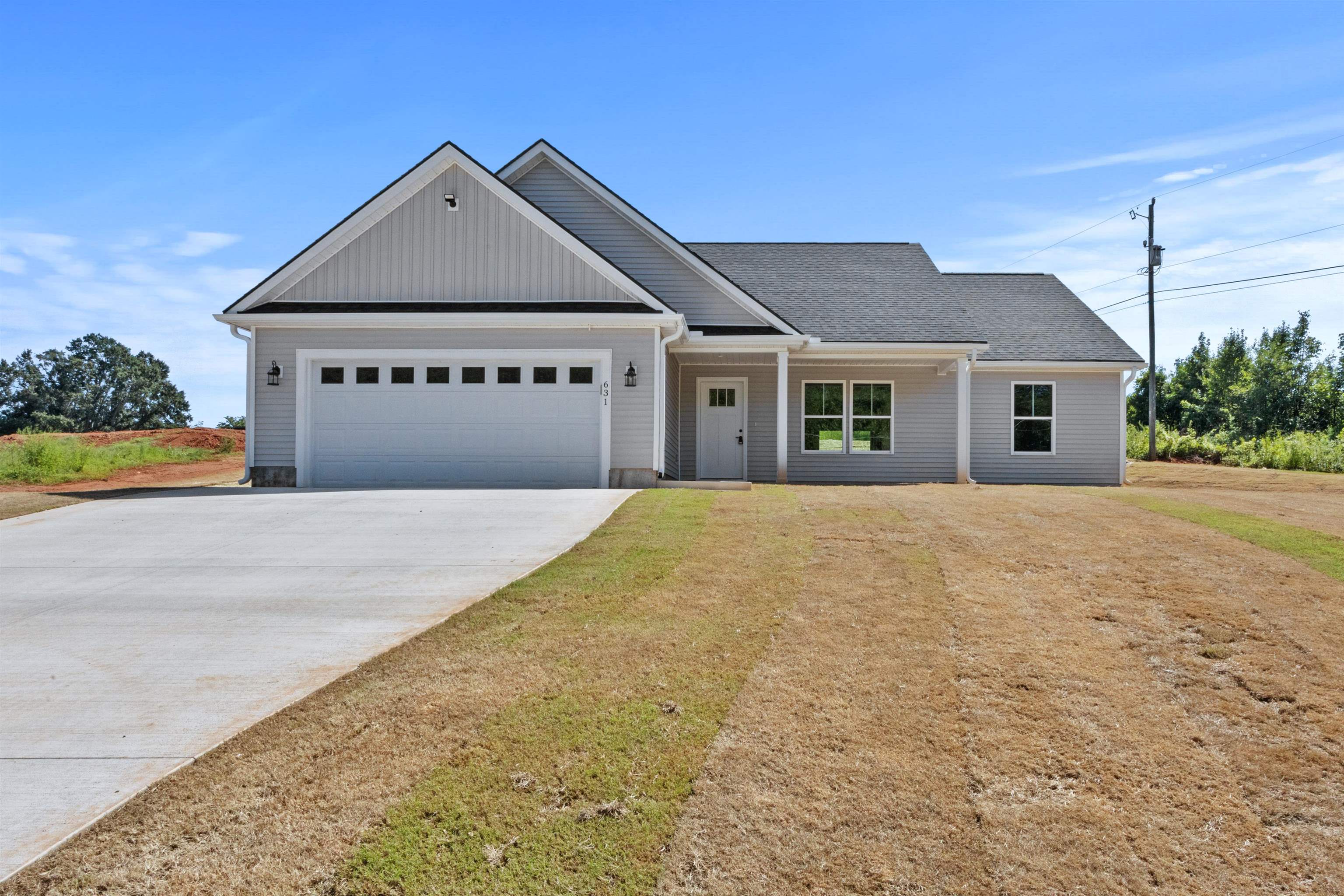 631 Skyline Drive — photo