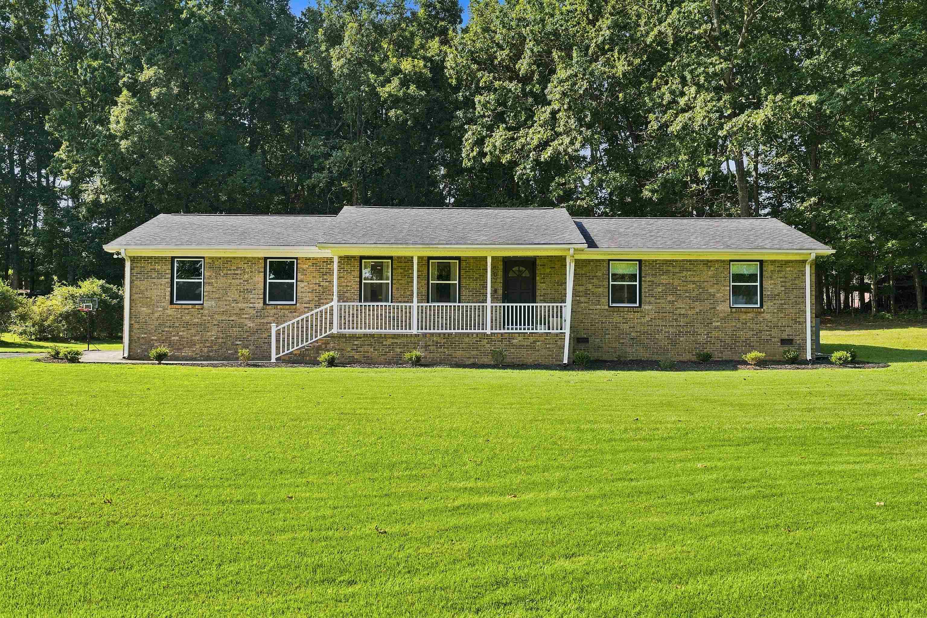 107 Lindley Court — photo