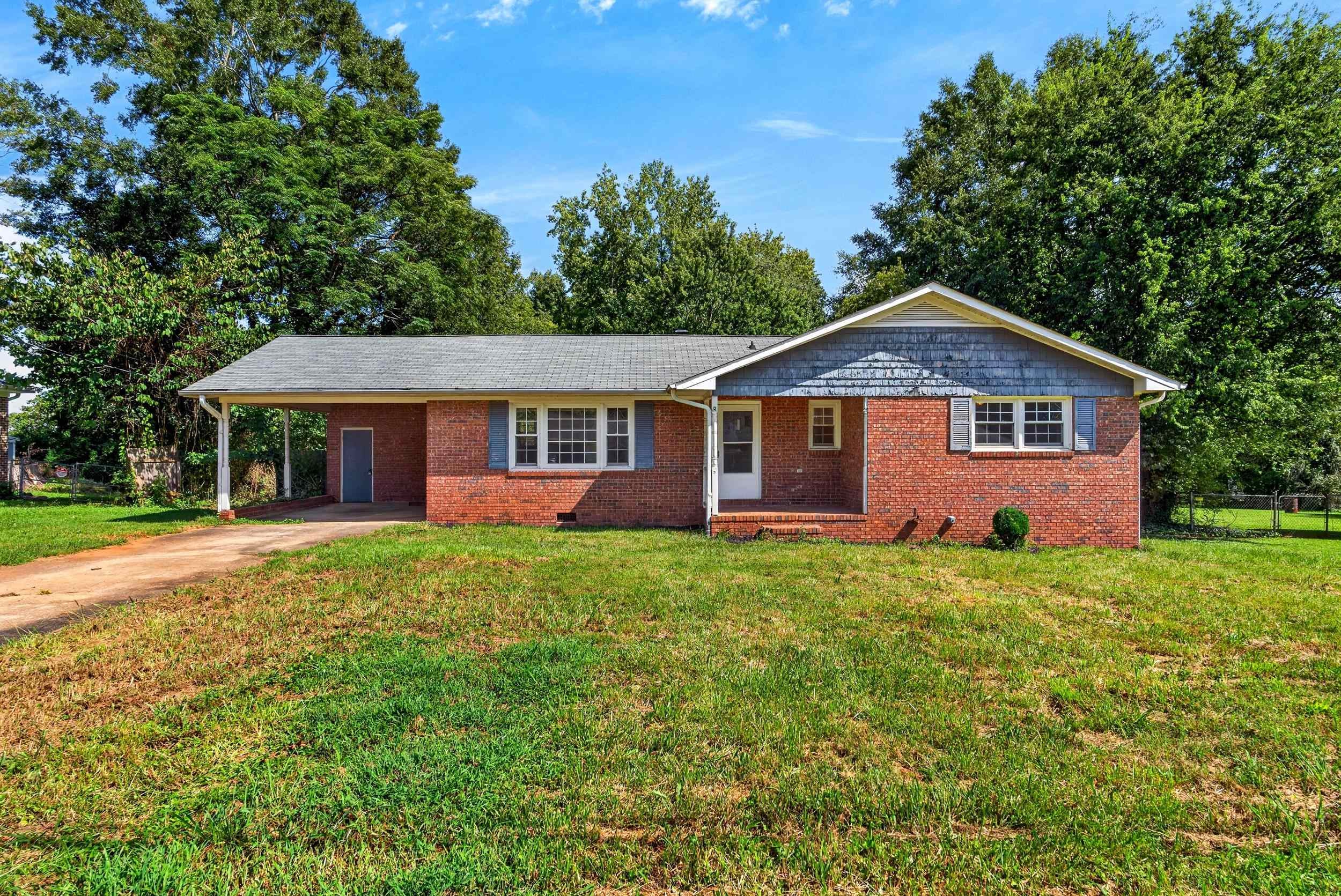 151 Woodhaven Drive — photo