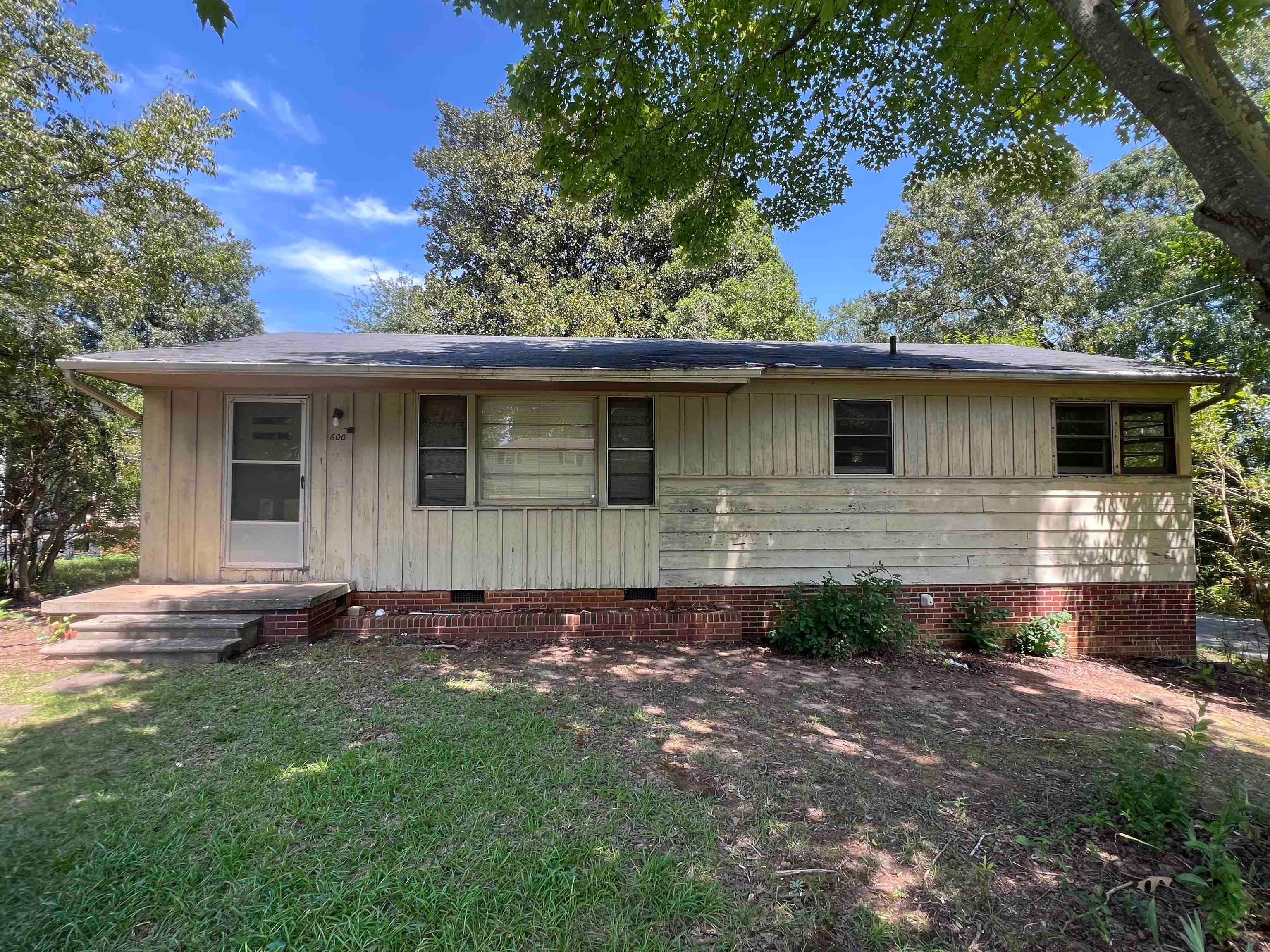 600 Greenhill Rd — photo
