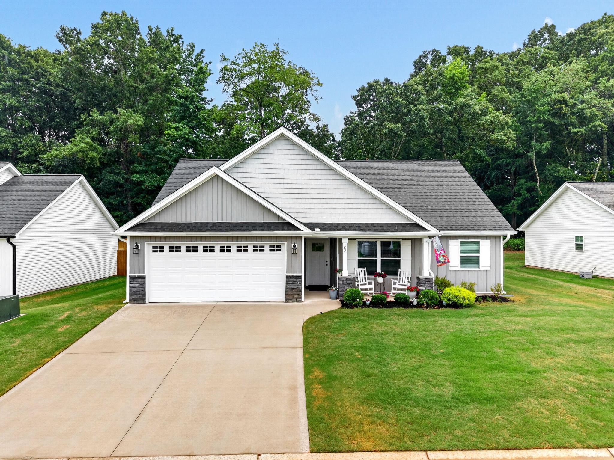103 W Caylee Way — photo