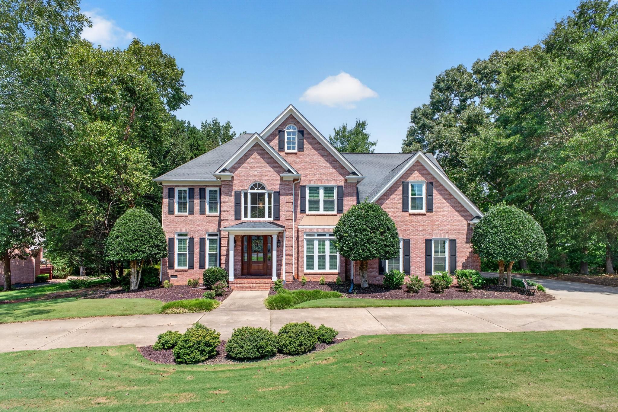 519 Live Oak Court — photo
