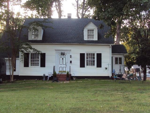 382 Forest Ave Avenue — photo