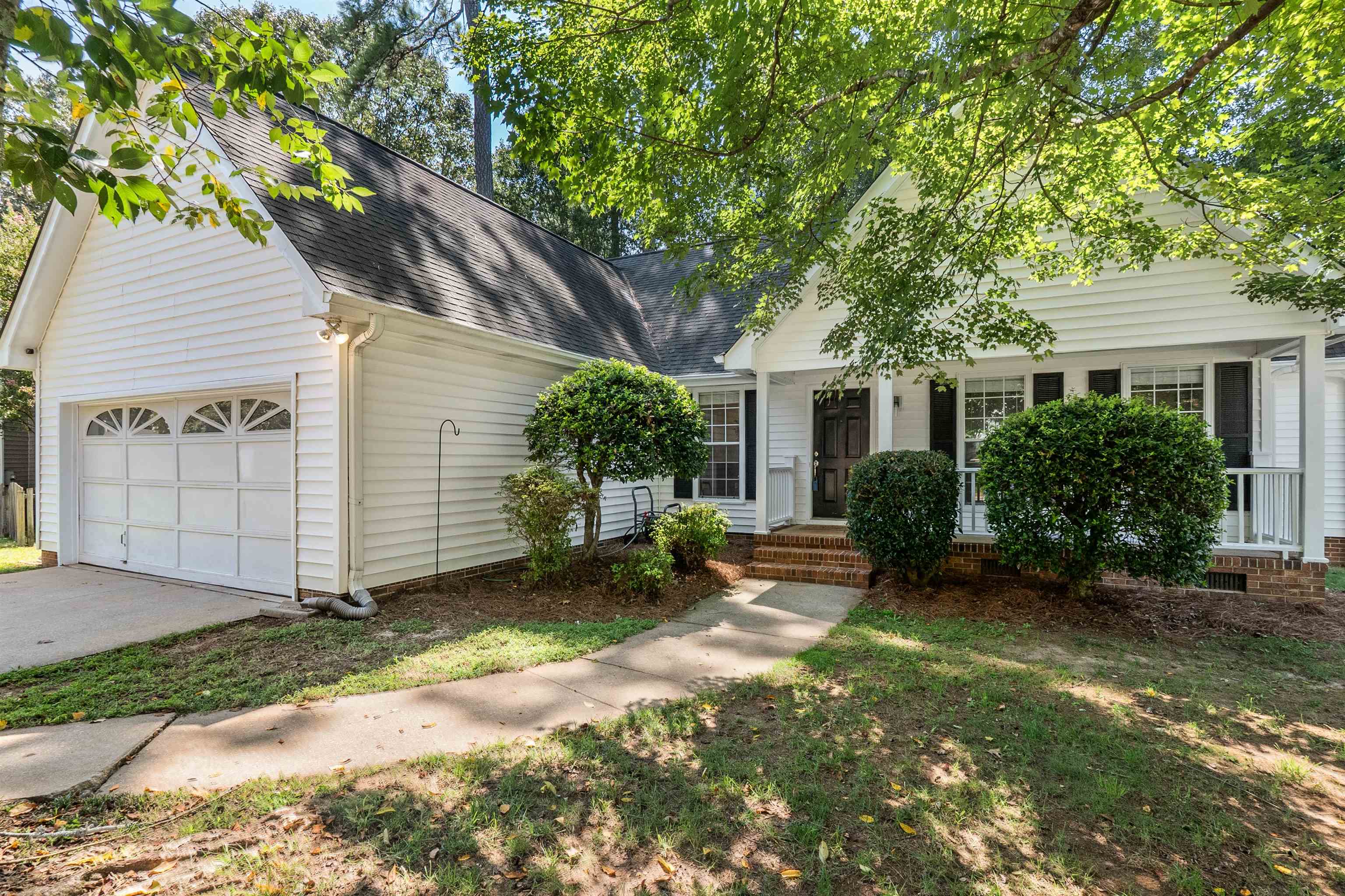 103 Loden Court — photo