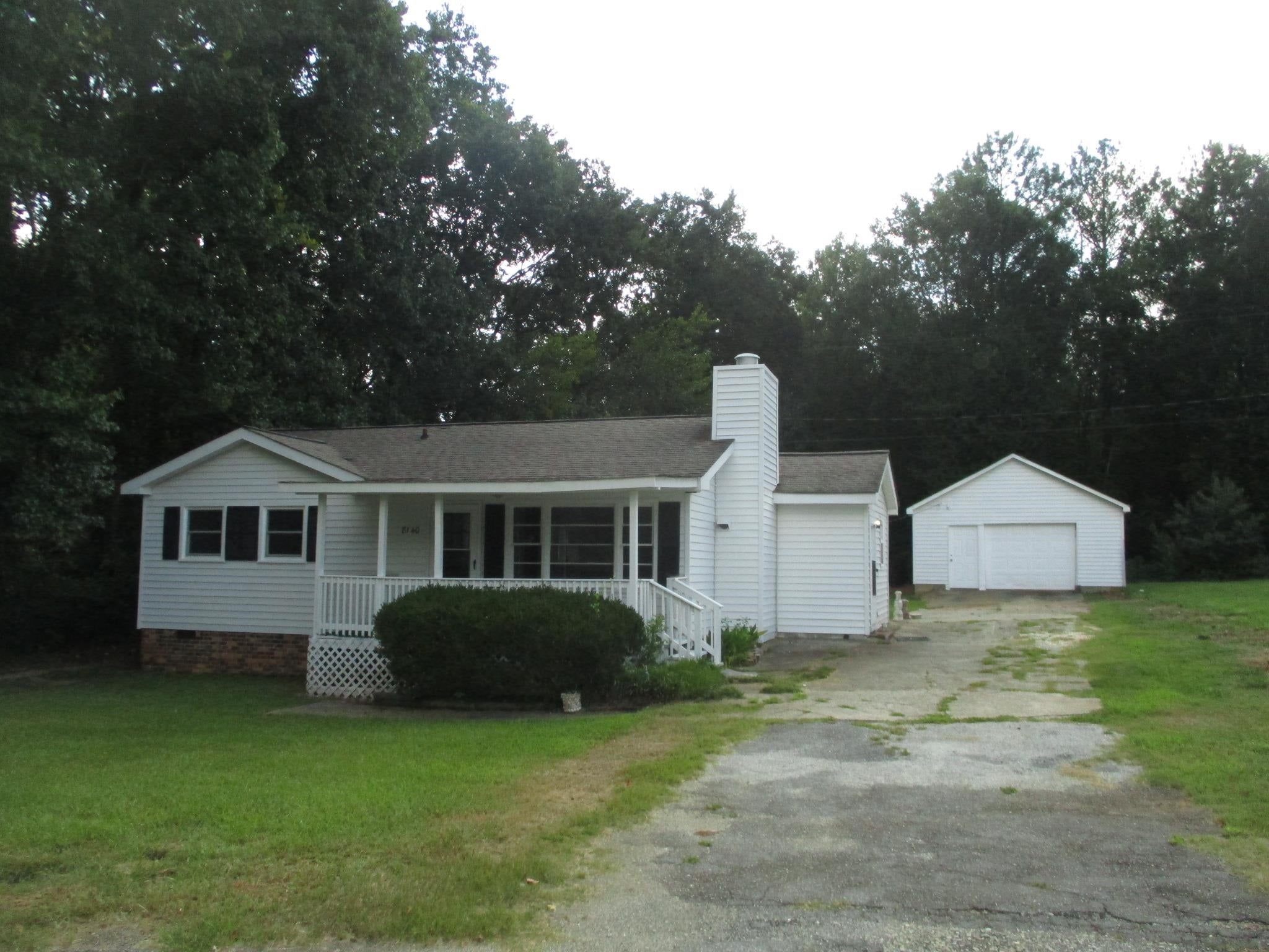4140 Daniel Ct. — photo