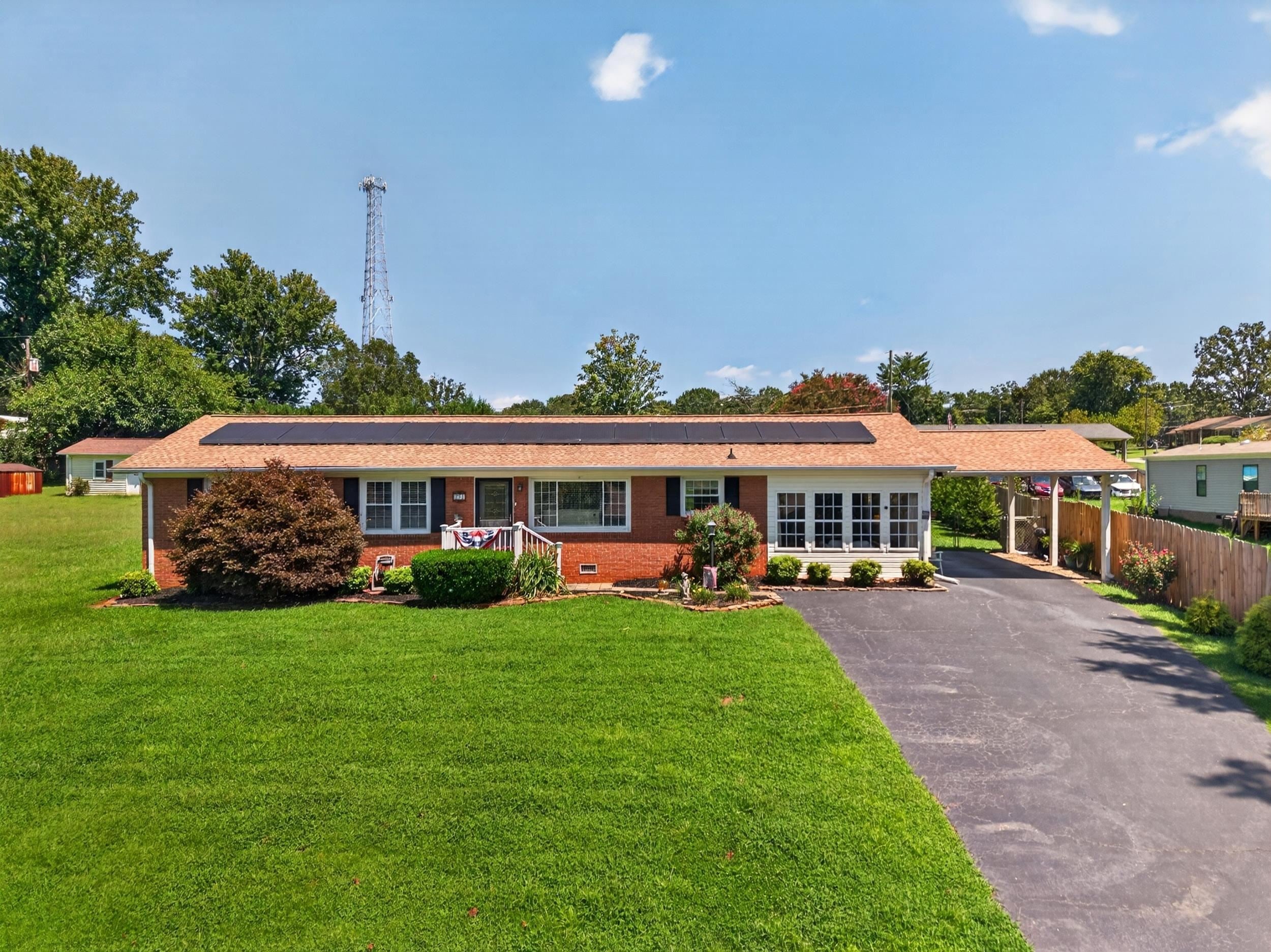 231 Overhill Drive — photo