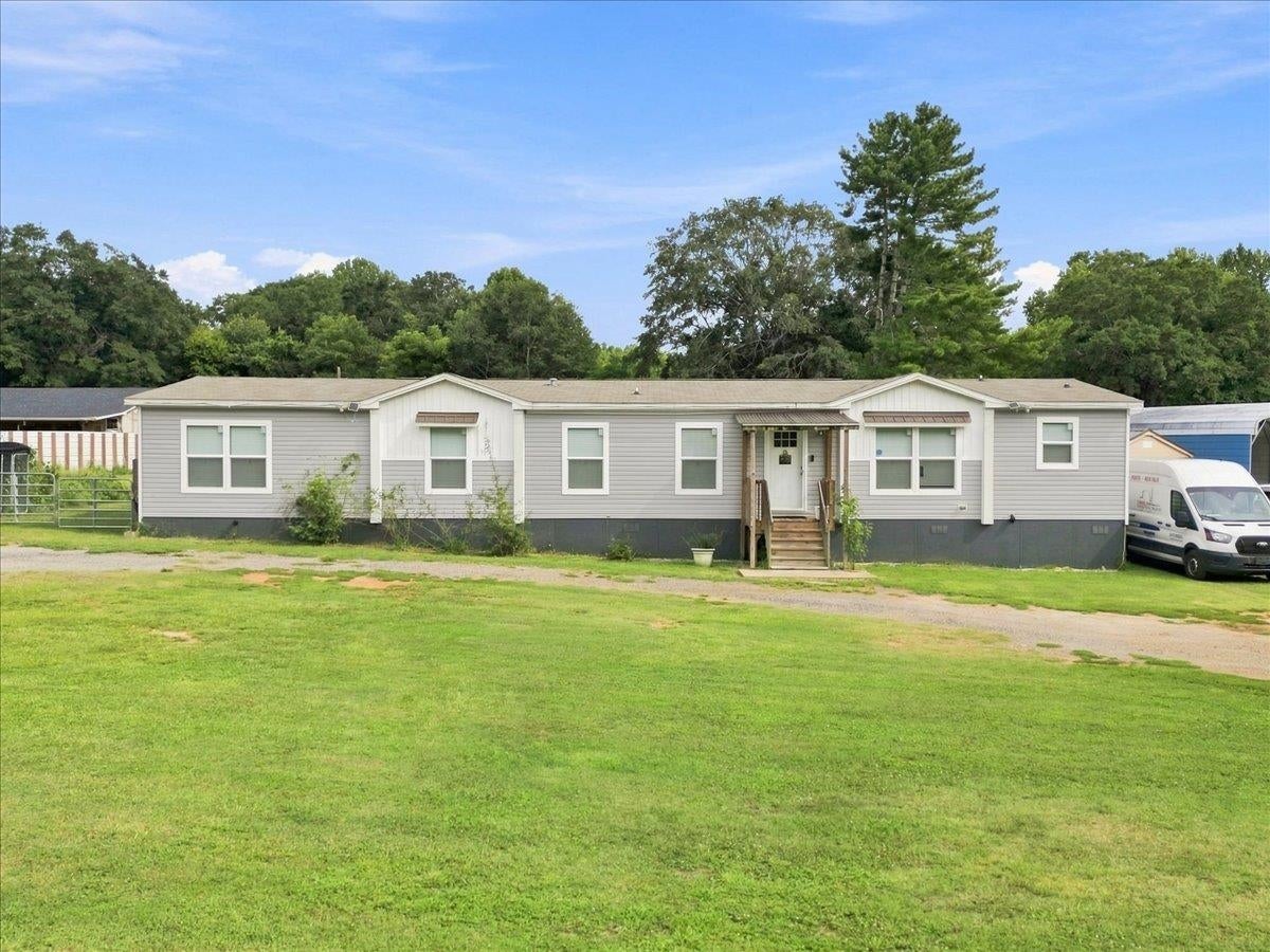 717 Campground Road — photo