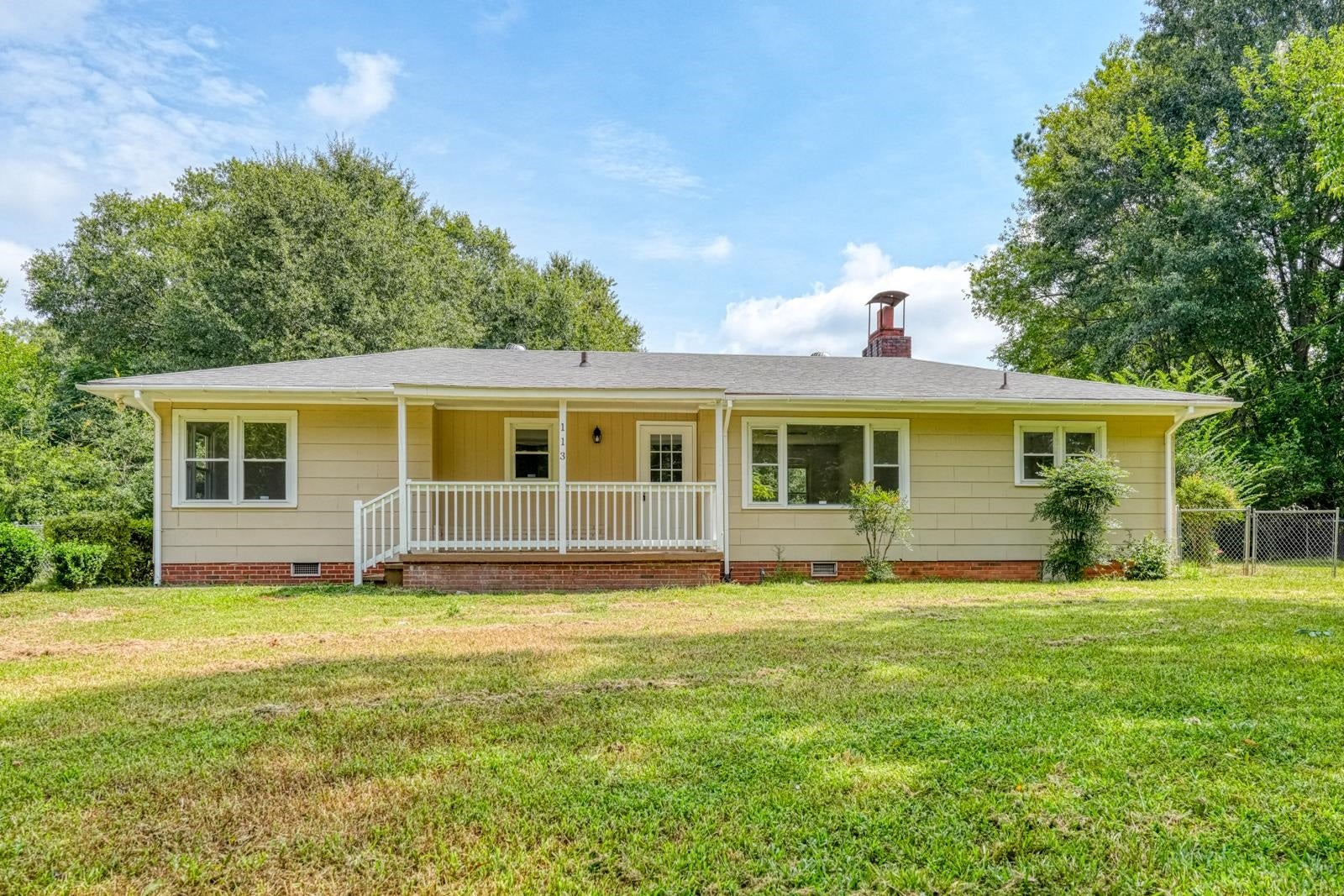 113 Merle Drive — photo