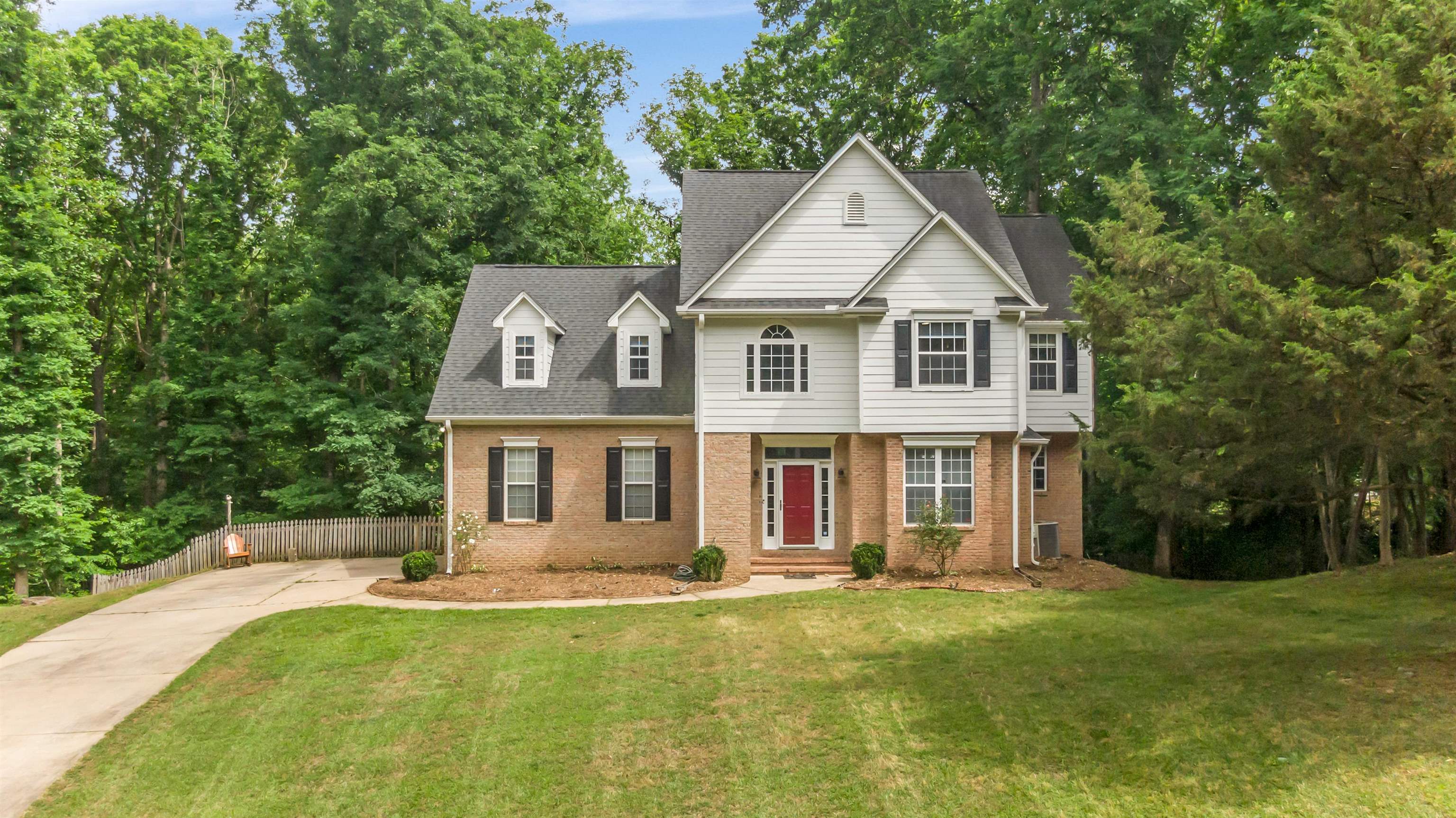 428 Winding Oak Drive — photo