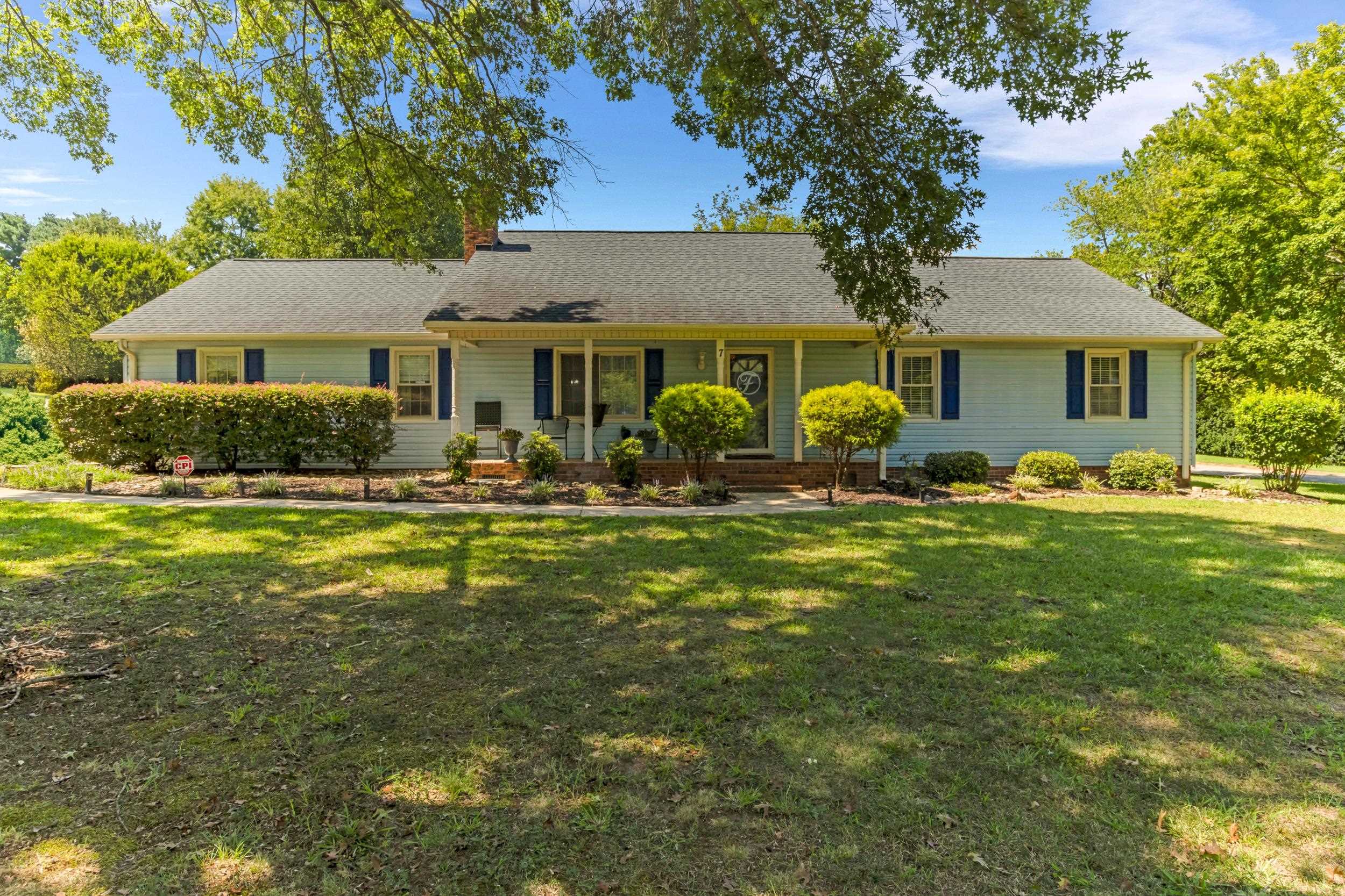 7 Chestnut Ridge Drive — photo