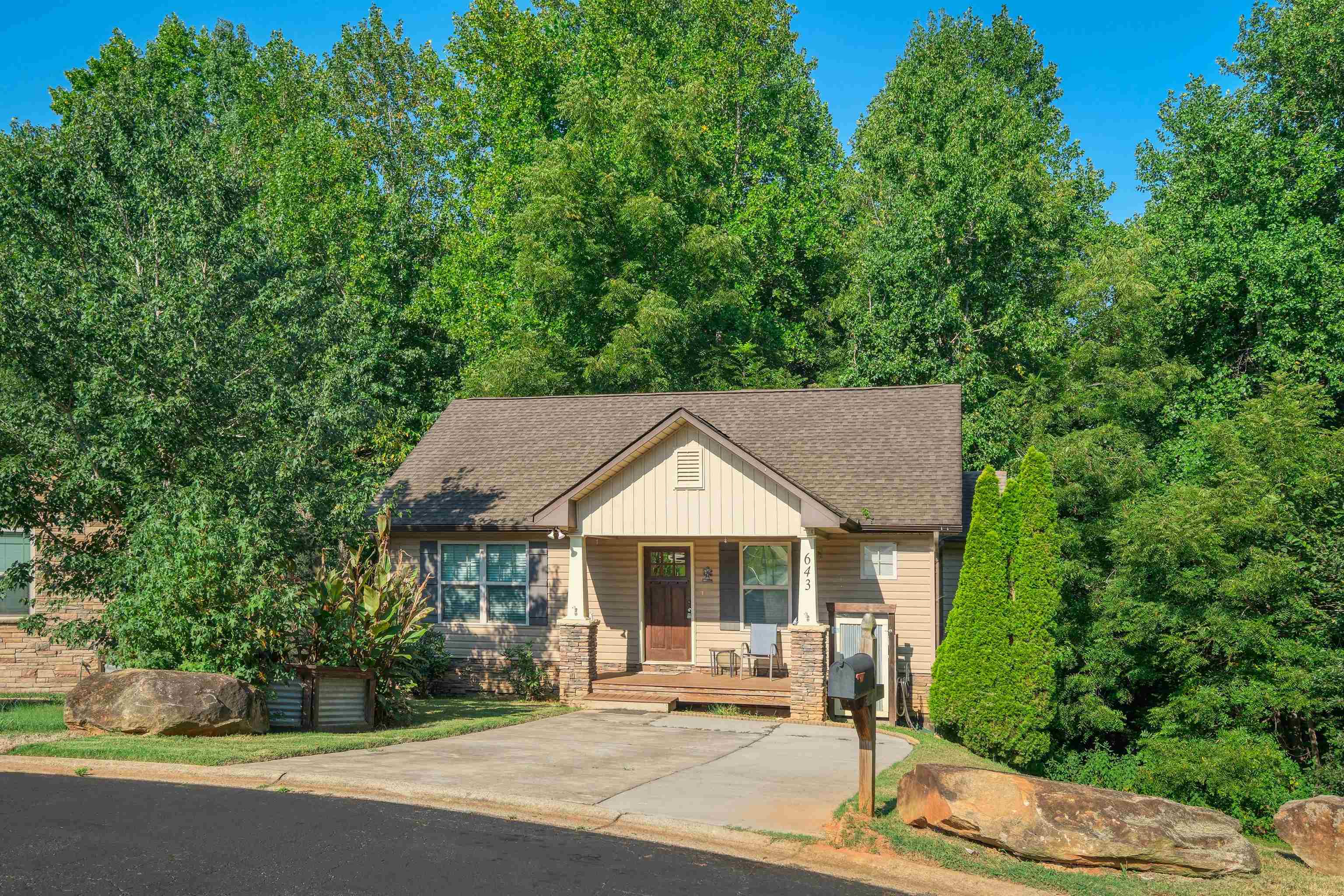 643 Fawn Branch Trail — photo