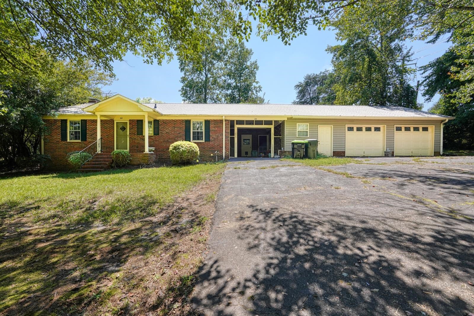 100 Carpenter Drive — photo