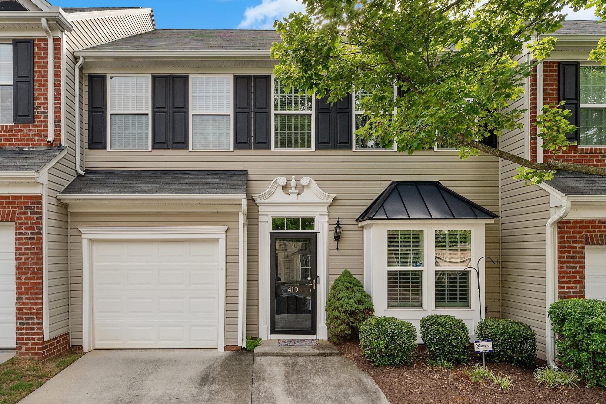 419 Cedar Pines Drive — photo