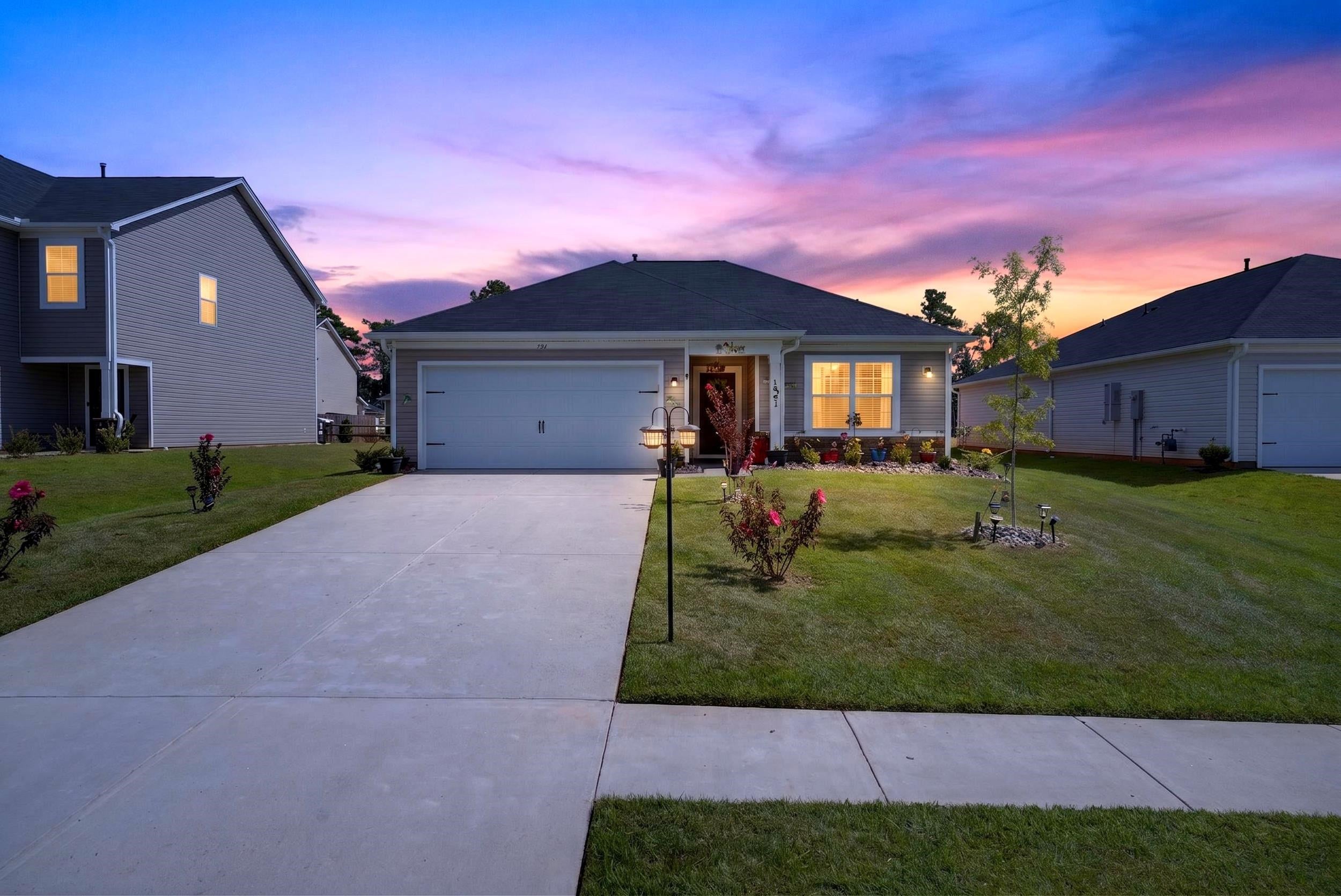 131 Southern Magnolia Lane — photo