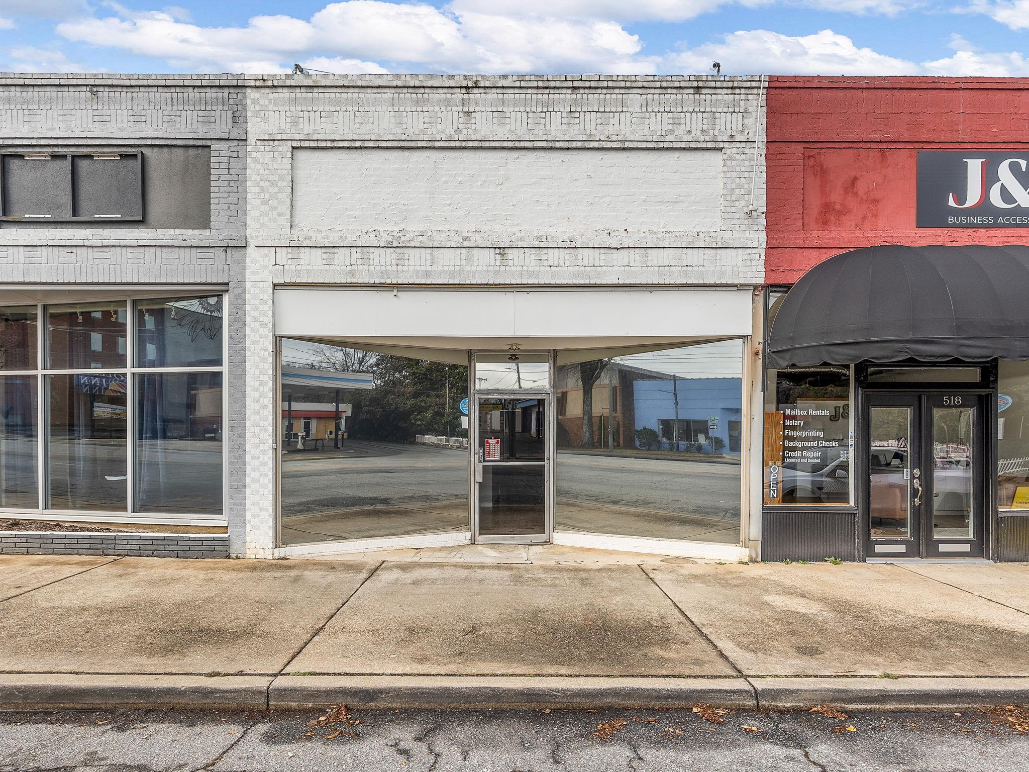 516 E Main Street — photo