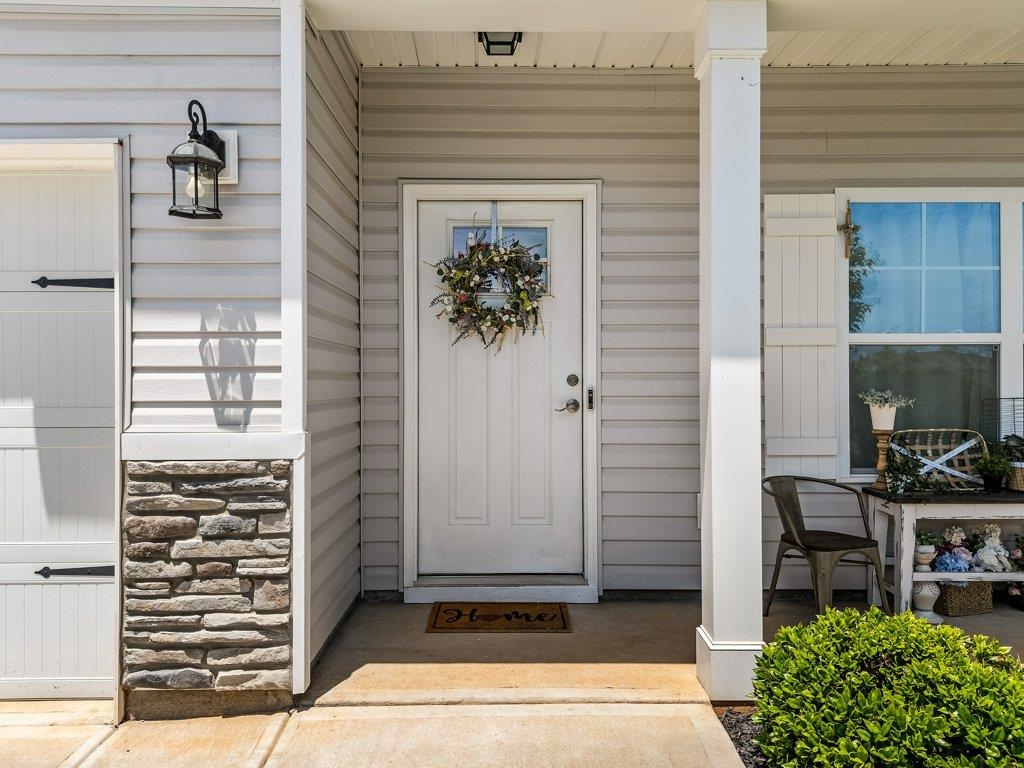 463 Torrington Drive — photo